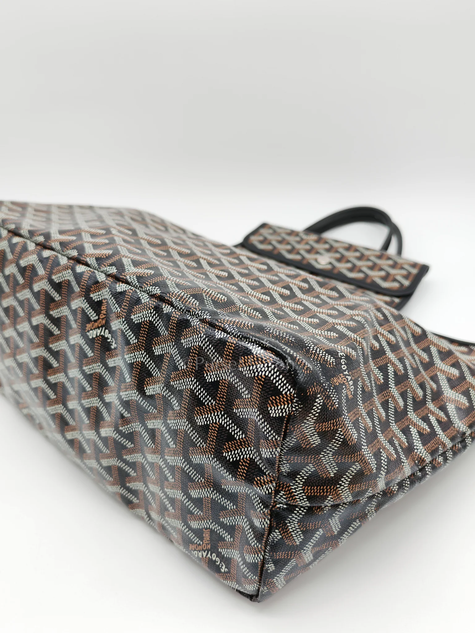 Goyard Saint Louis Pm in Black Goyardine Canvas - Image 9