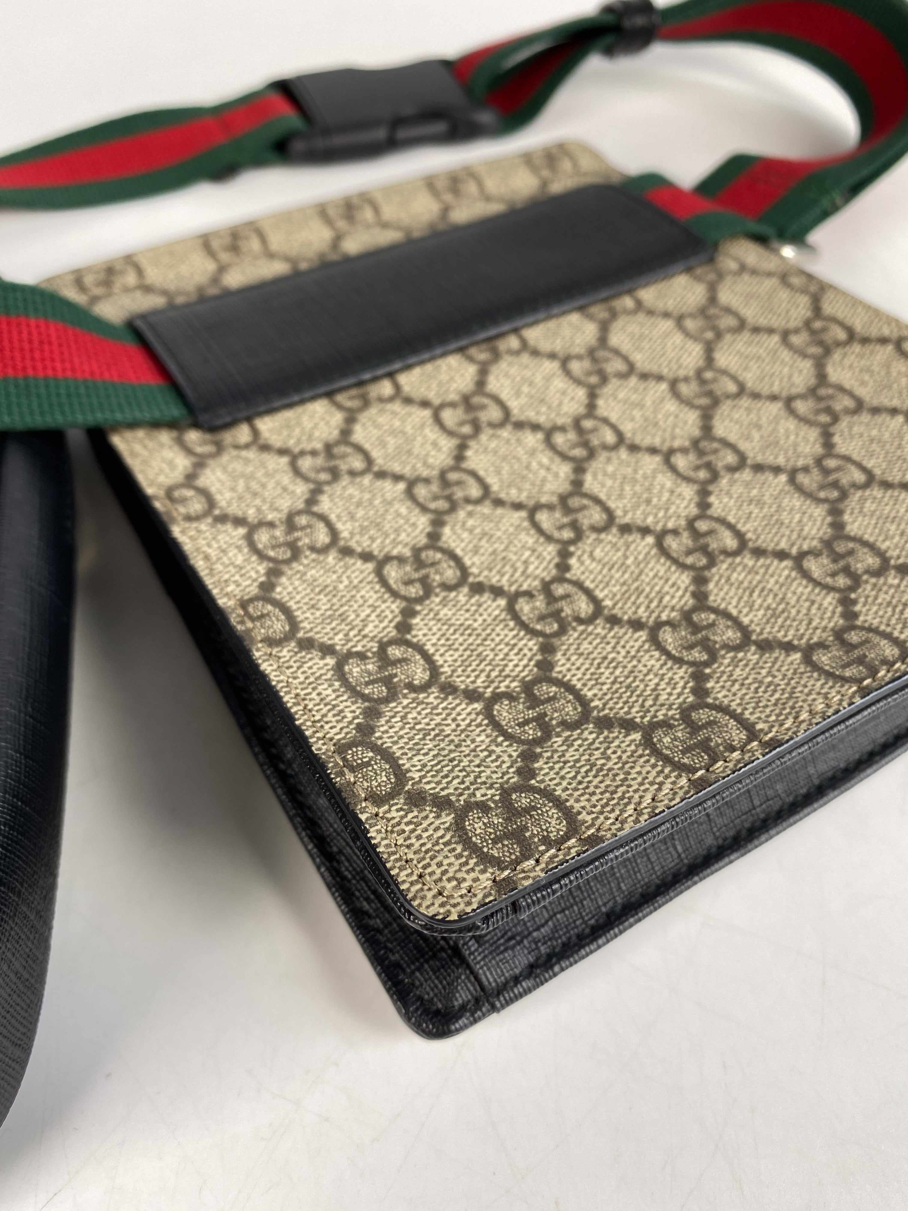 Gucci Gucci Double Web Belt Bag GG Supreme Canvas for Men - Image 13