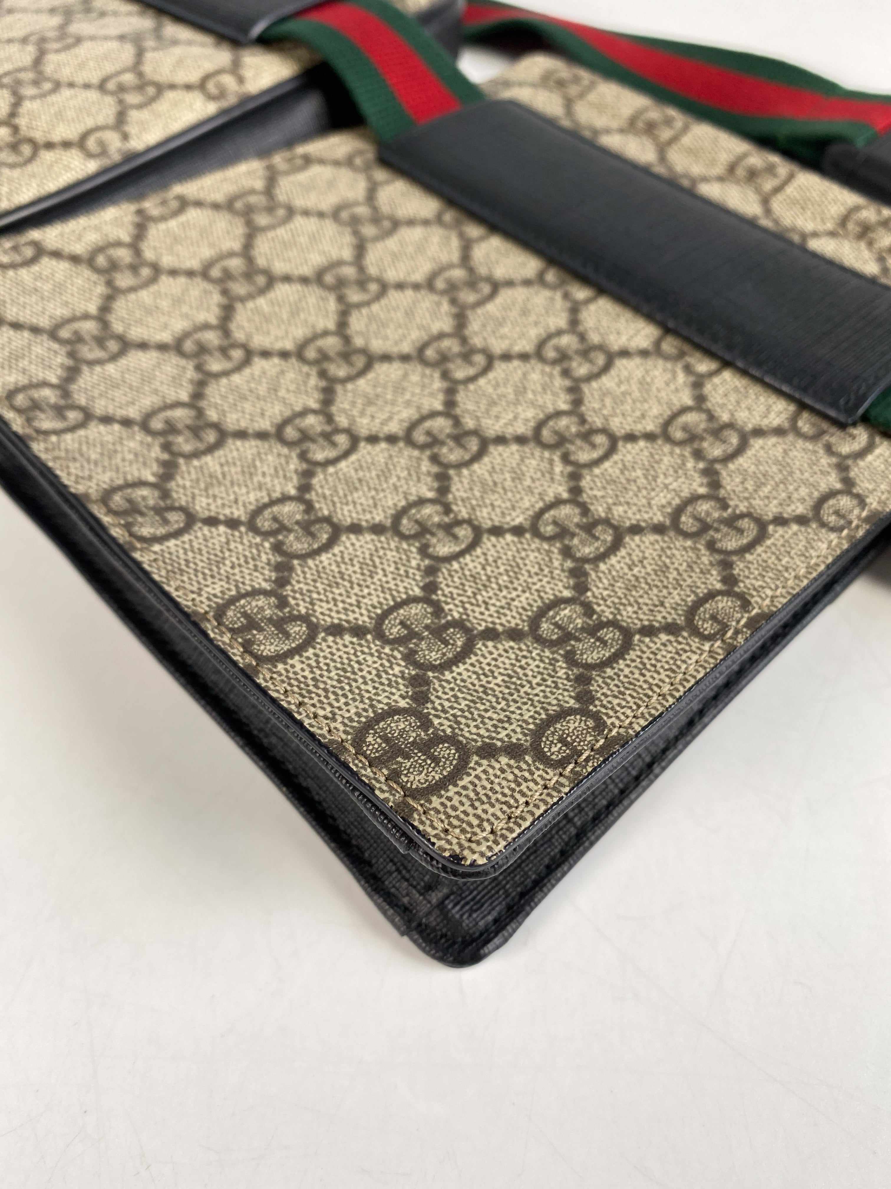 Gucci Gucci Double Web Belt Bag GG Supreme Canvas for Men - Image 14