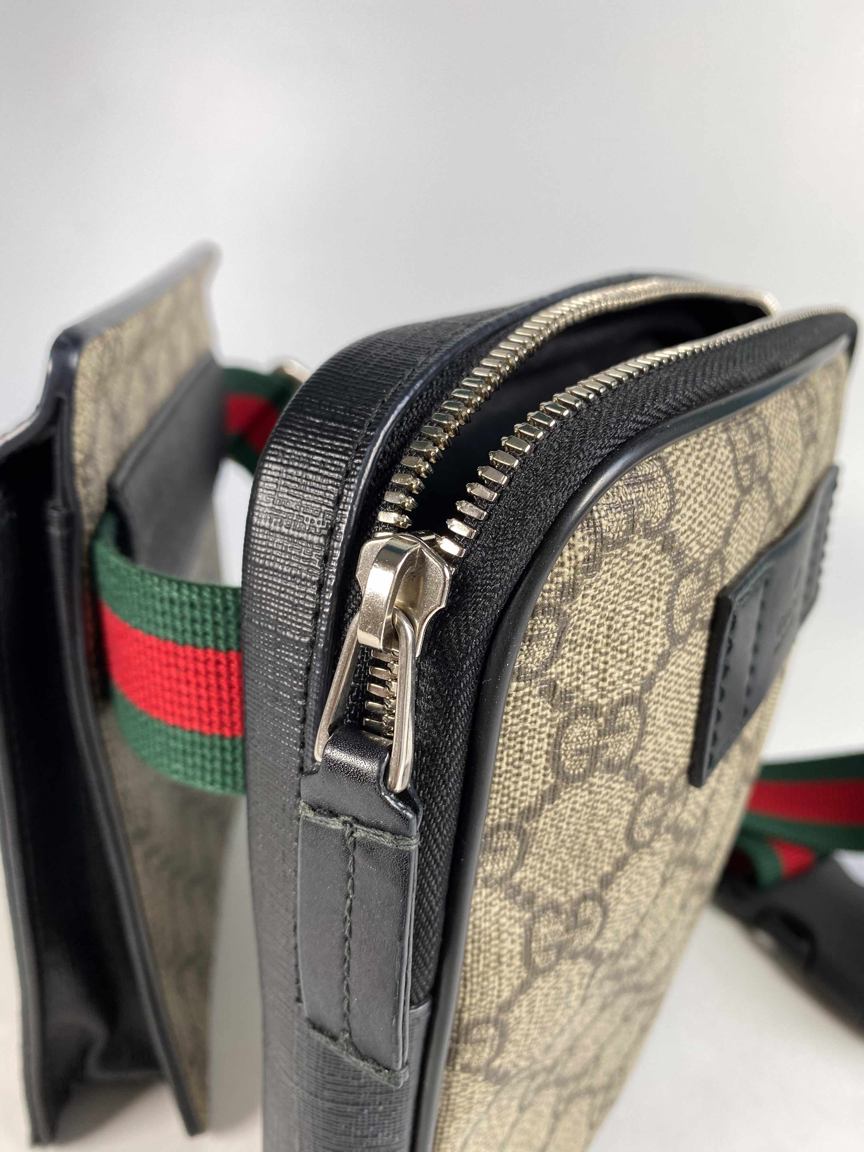 Gucci Gucci Double Web Belt Bag GG Supreme Canvas for Men - Image 16