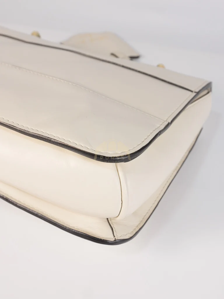 Gucci Queen Margaret Flap Bag in Off-White Calfskin Leather - Image 11