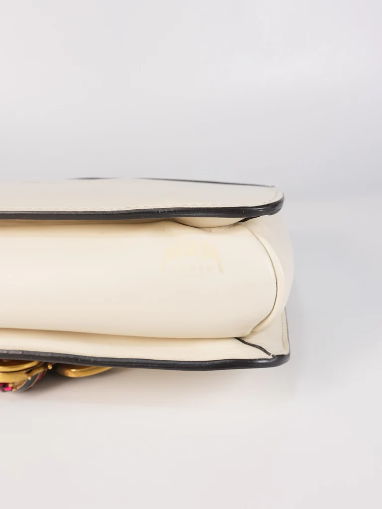 Gucci Queen Margaret Flap Bag in Off-White Calfskin Leather - Image 15