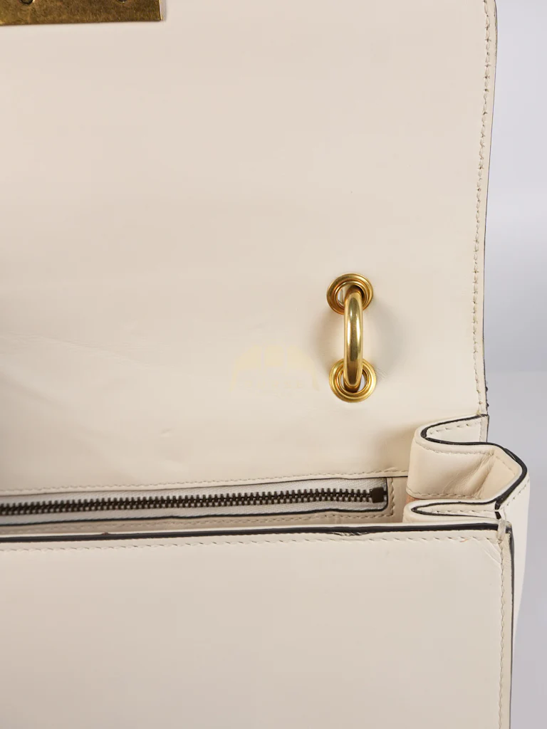 Gucci Queen Margaret Flap Bag in Off-White Calfskin Leather - Image 27