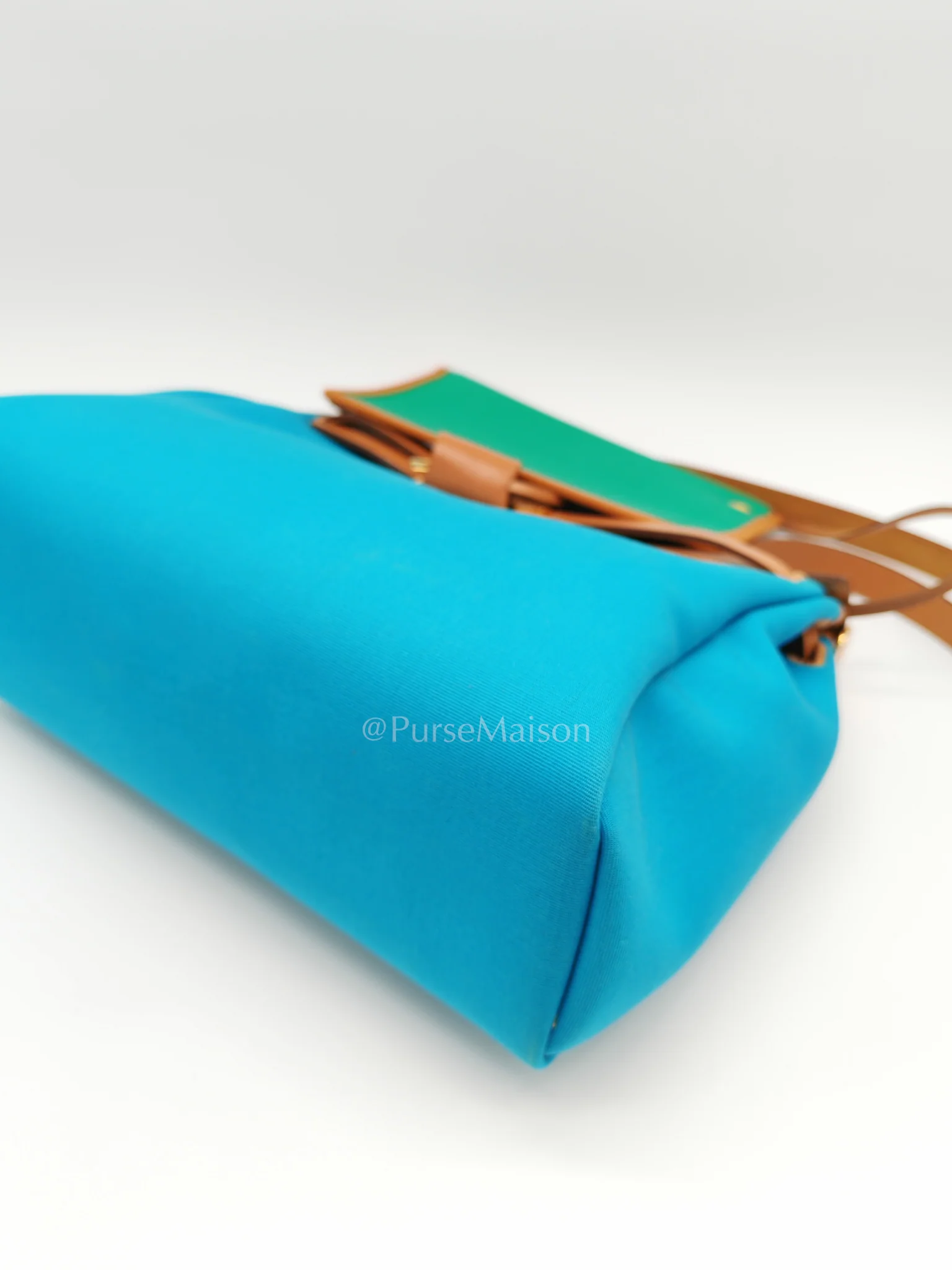 Hermes Herbag Zip 31 Bleu Azteque Menthe Tan Vache Hunter Toile Leather and Gold Hardware Stamp U (2022) - Image 9