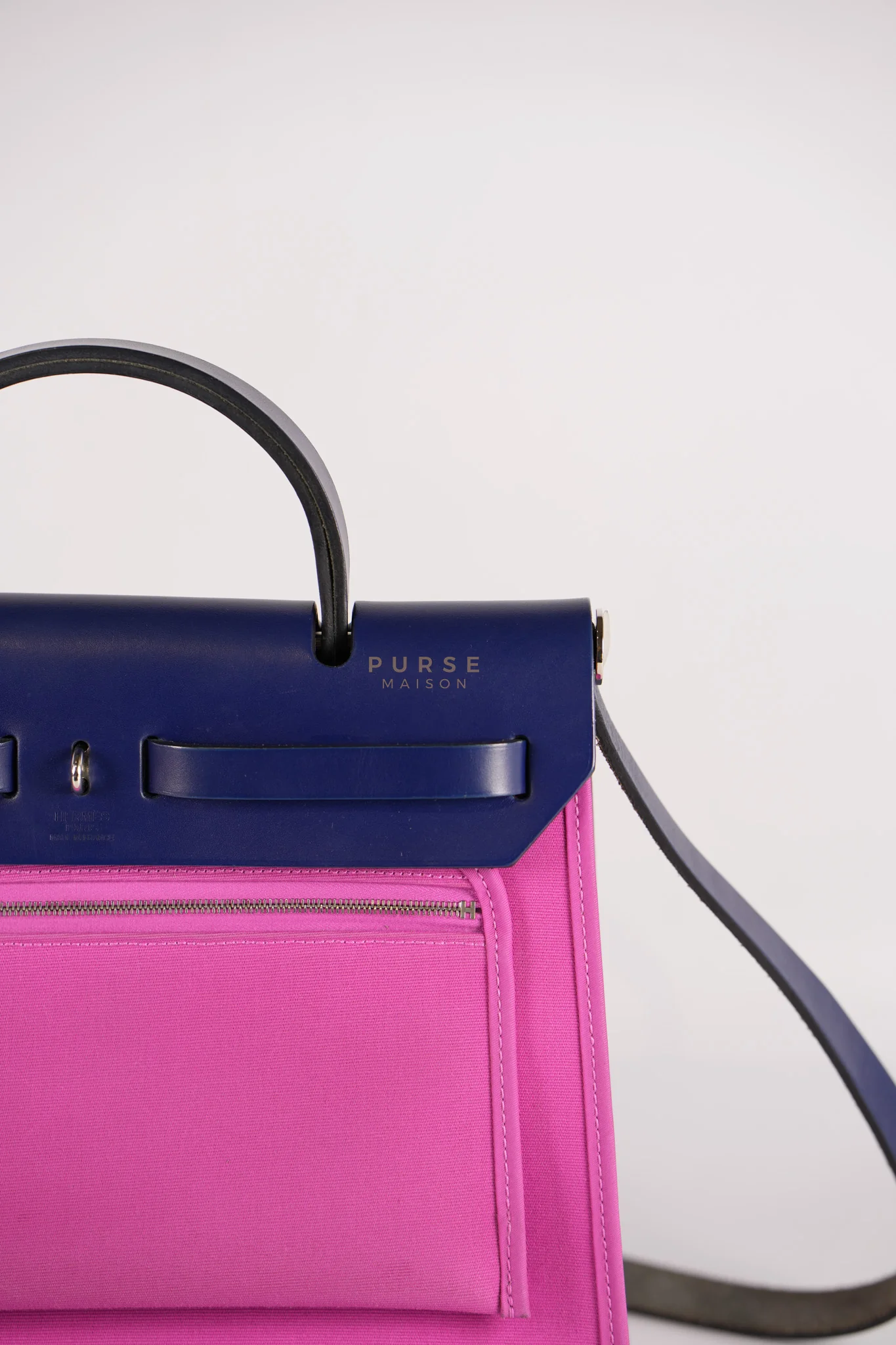Hermes Herbag Zip 31 Vache Hunter Toile Officier Magnolia/Bleu Saphir and Palladium Hardware Stamp Y (2020) - Image 23