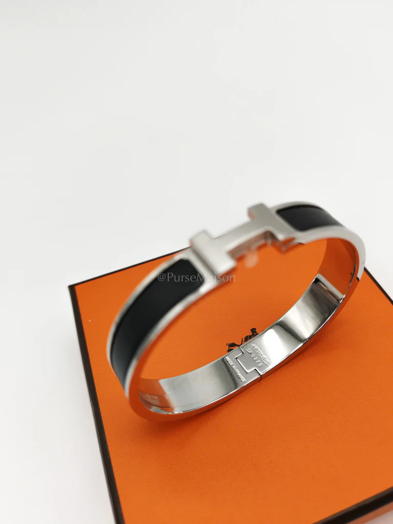 Hermes Clic H GM in Black Enamel and Palladium Hardware Bangle - Image 4