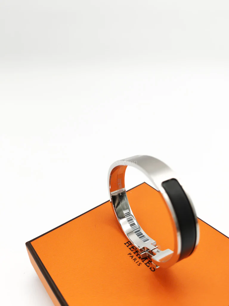 Hermes Clic H GM in Black Enamel and Palladium Hardware Bangle - Image 5