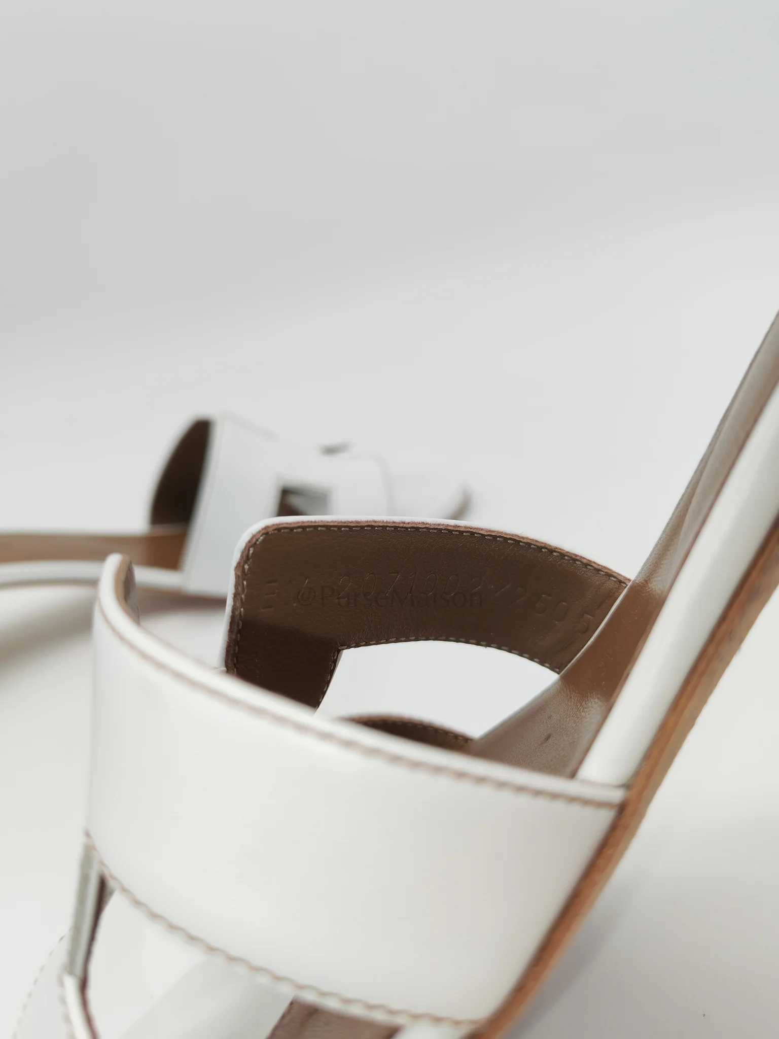 Hermes Oasis in White Swift Leather Sandals Size 37.5EU (24.5CM) - Image 14