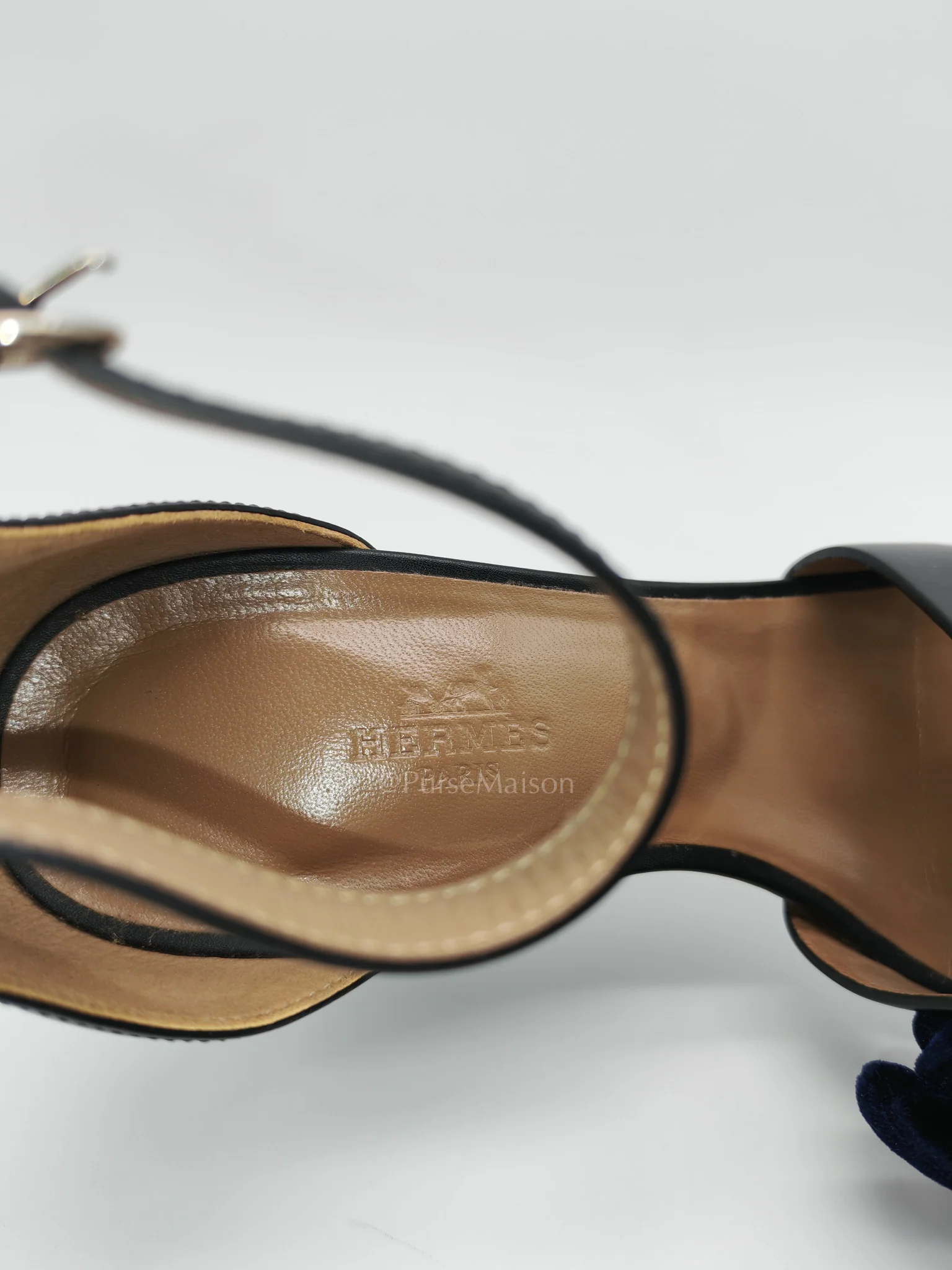 Hermes Legend in Black Swift Leather Sandals Size 37EU (24cm) - Image 12