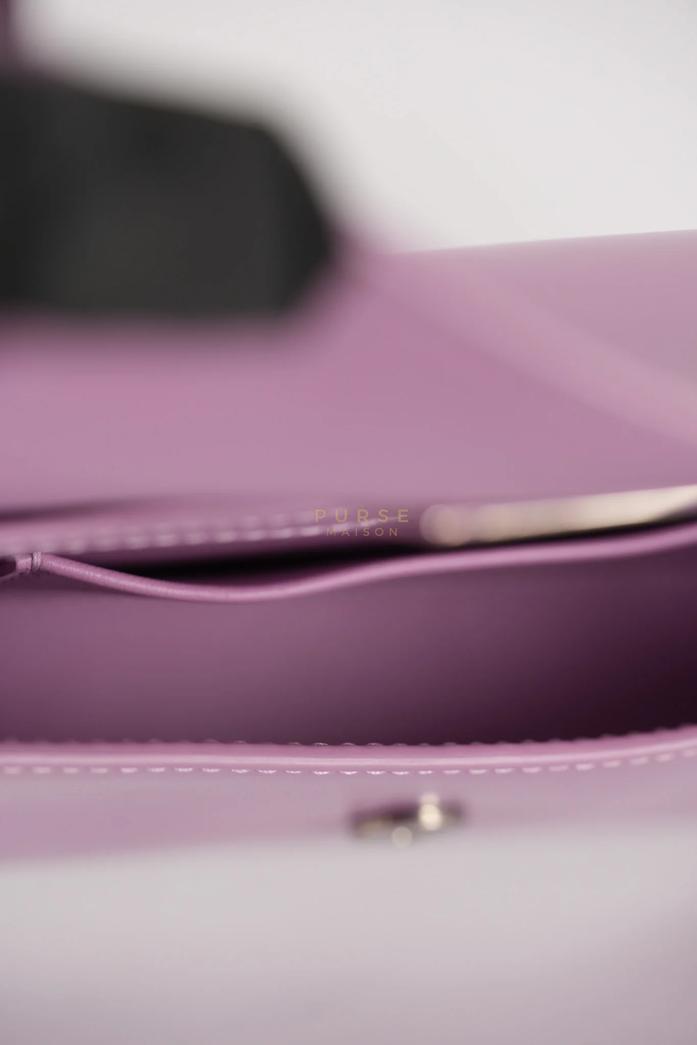 Balenciaga Hourglass Stretch in Light Purplish Pink in Smooth Calfskin Leather Shoulder Bag - Image 32