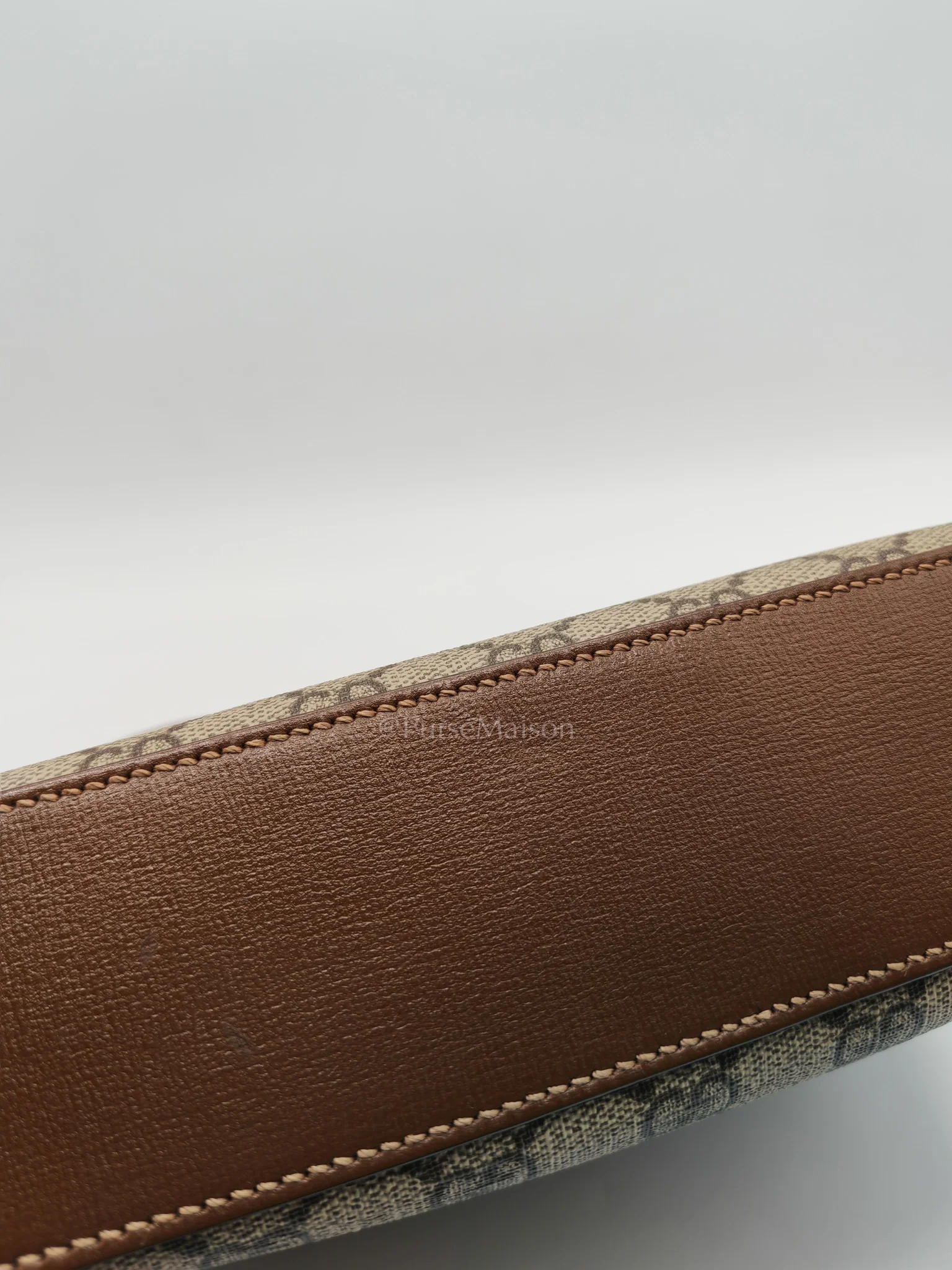 Gucci Interlocking G Messenger Bag in GG Supreme Canvas and Gold Hardware - Image 16