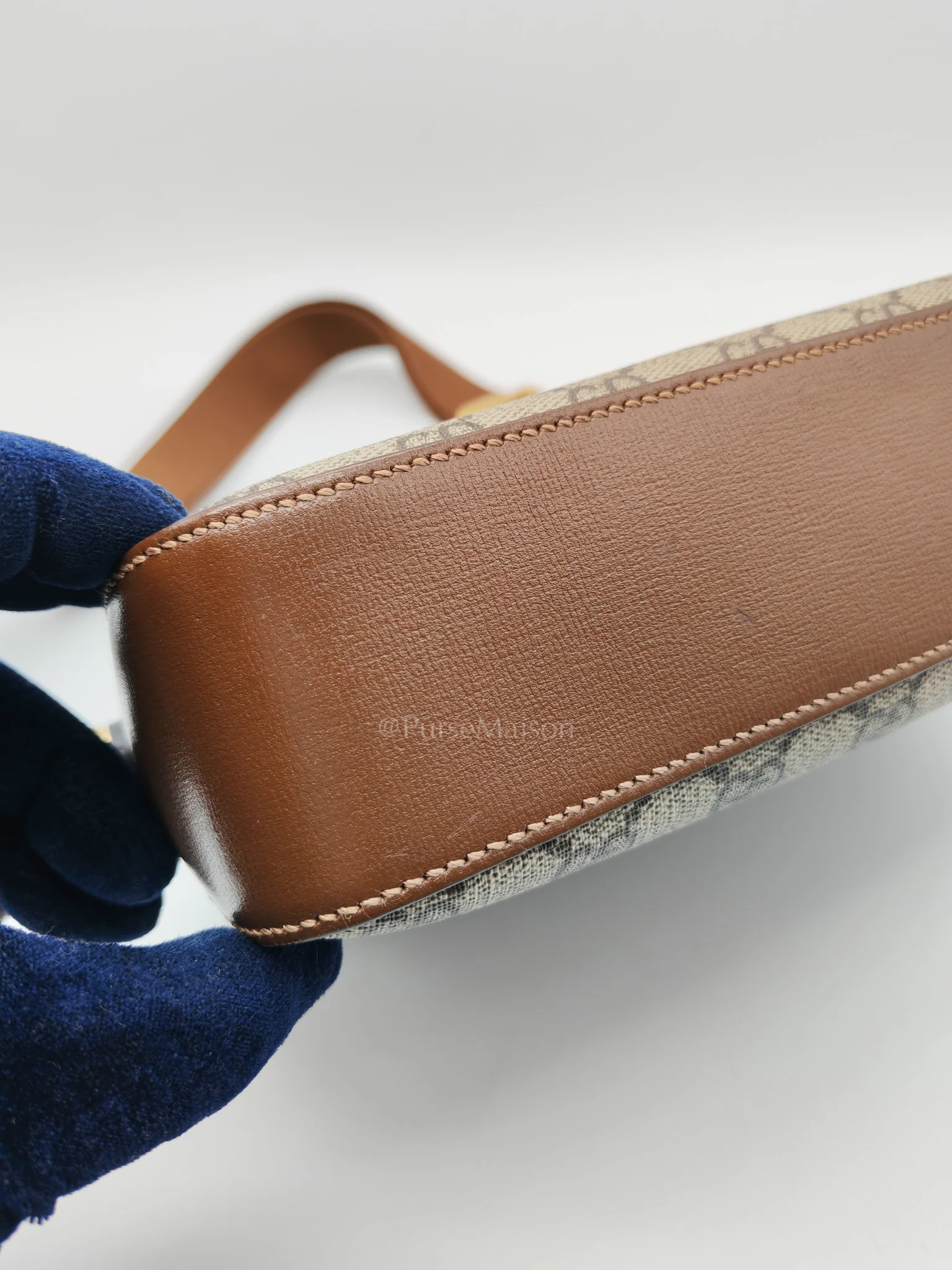 Gucci Interlocking G Messenger Bag in GG Supreme Canvas and Gold Hardware - Image 19