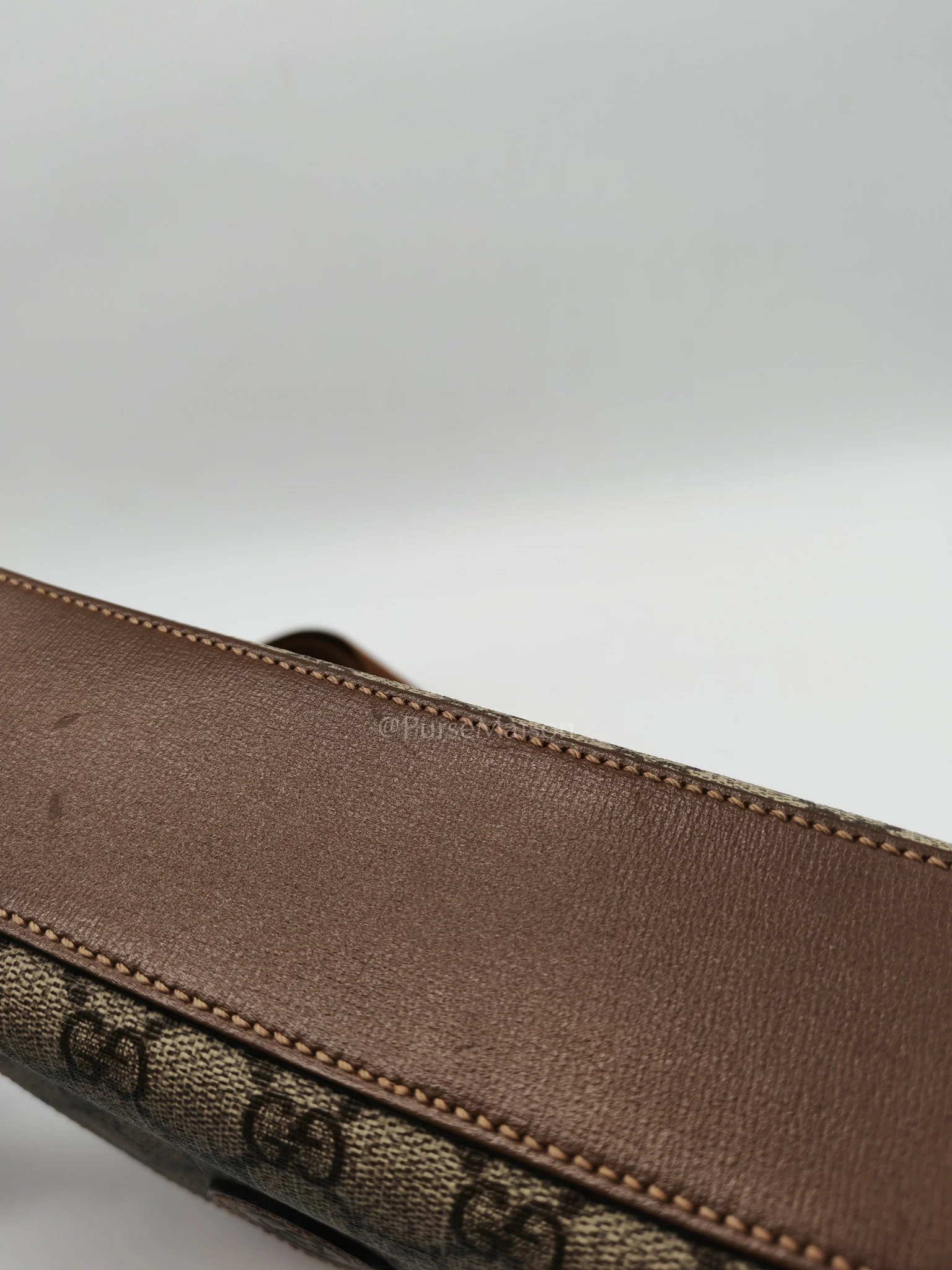 Gucci Interlocking G Messenger Bag in GG Supreme Canvas and Gold Hardware - Image 20