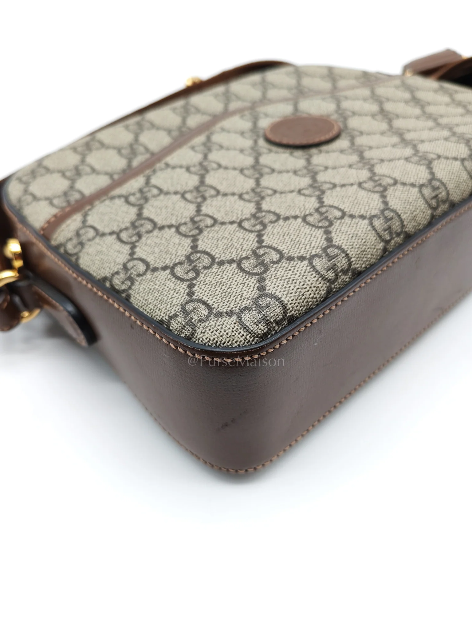 Gucci Interlocking G Messenger Bag in GG Supreme Canvas and Gold Hardware - Image 8