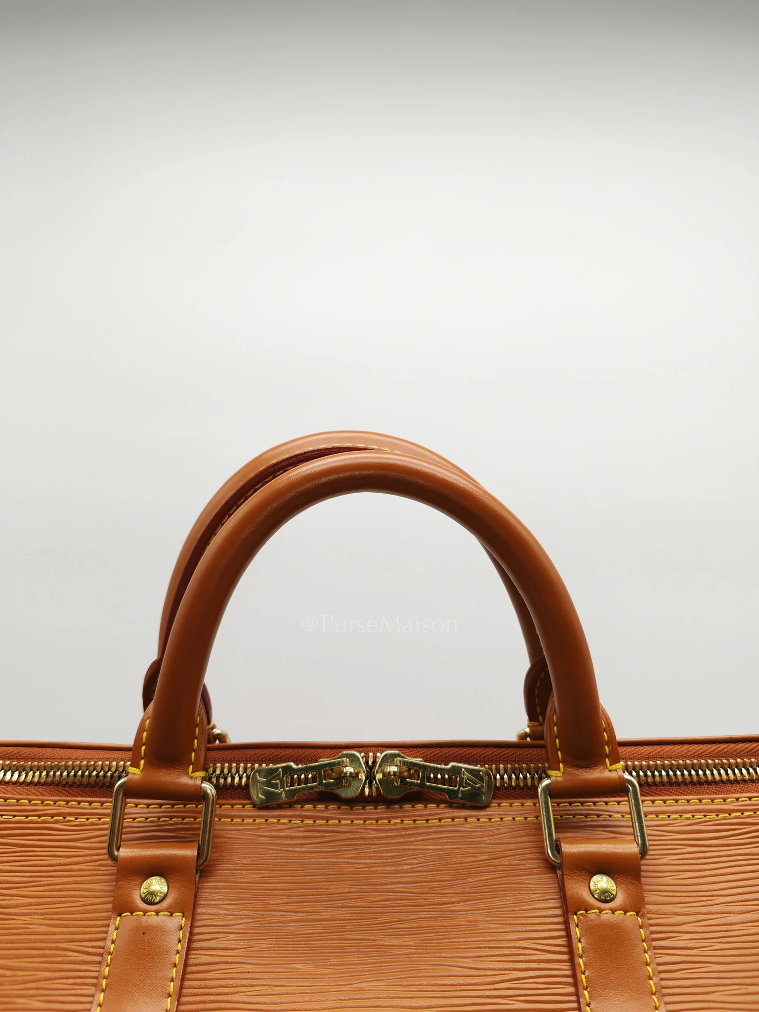 Louis Vuitton Keepall 50 Duffle Bag in Brown Epi Leather - Image 14