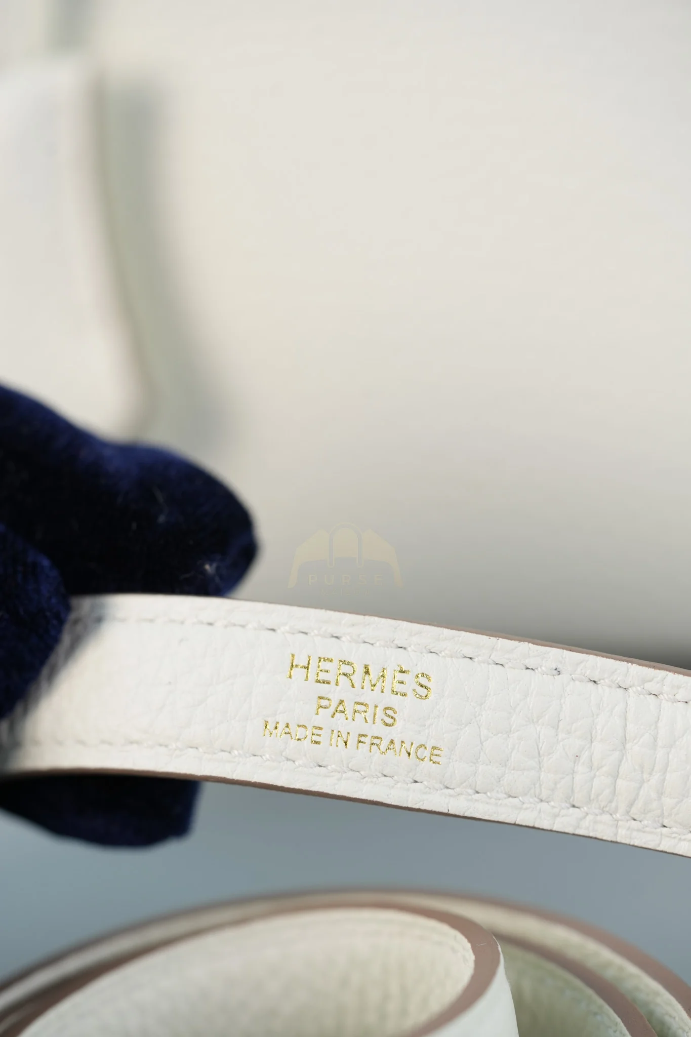 Hermes Kelly 25 in Mushroom Togo Leather Retourne & Gold Hardware Stamp B (2023) - Image 32