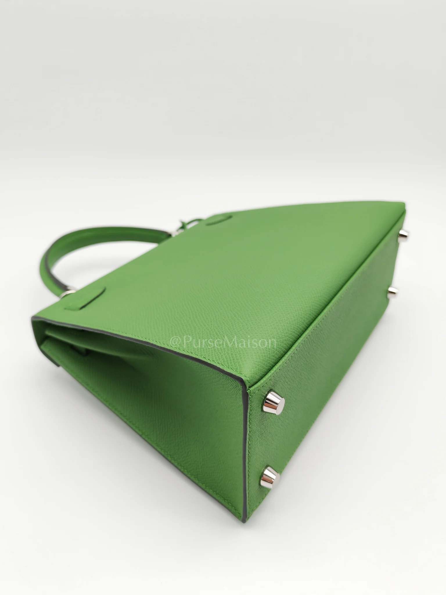 Hermes Kelly 25 Sellier in Vert Yucca Epsom Leather and Palladium Hardware Stamp W (2024) - Image 10