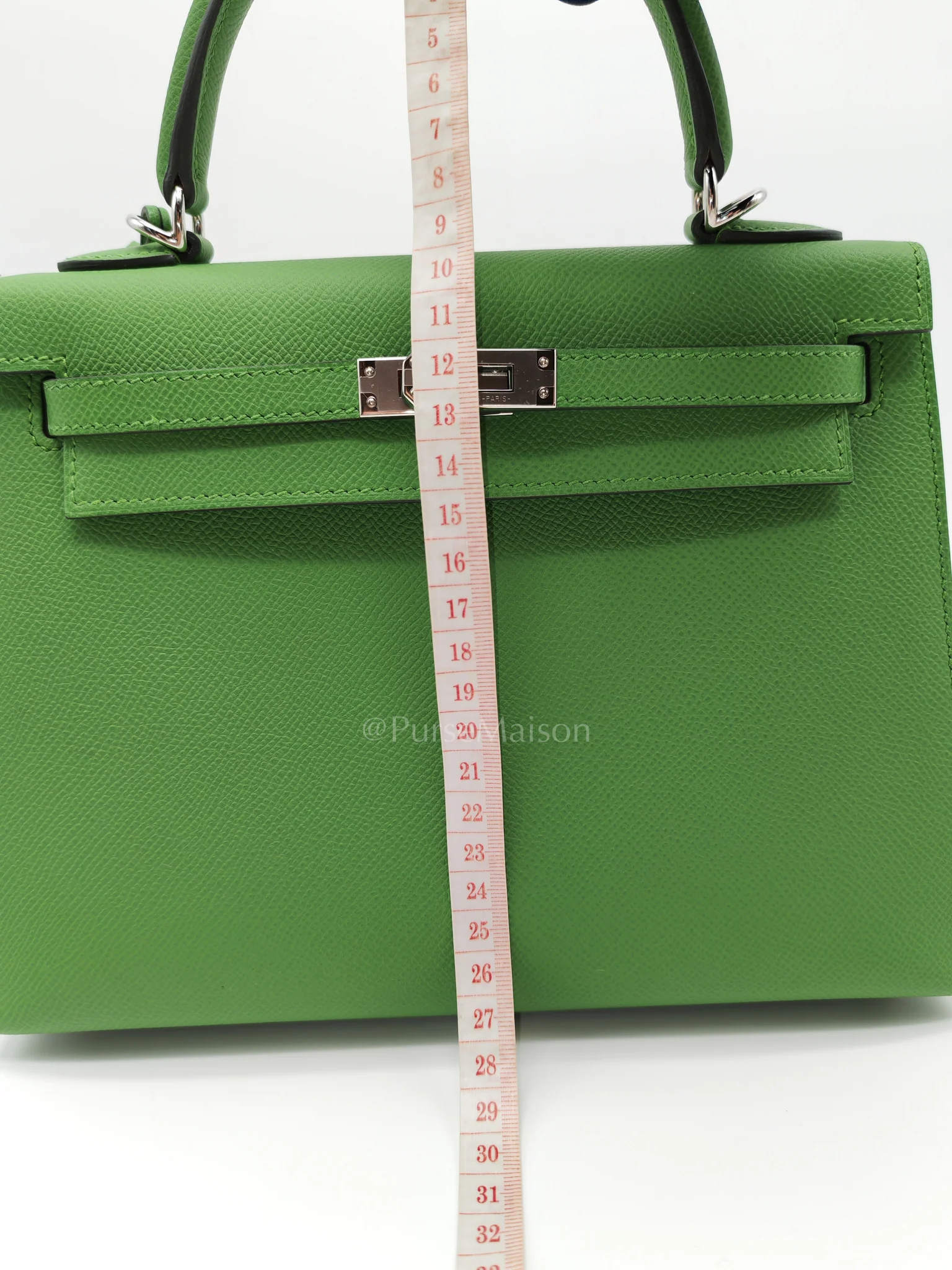 Hermes Kelly 25 Sellier in Vert Yucca Epsom Leather and Palladium Hardware Stamp W (2024) - Image 28