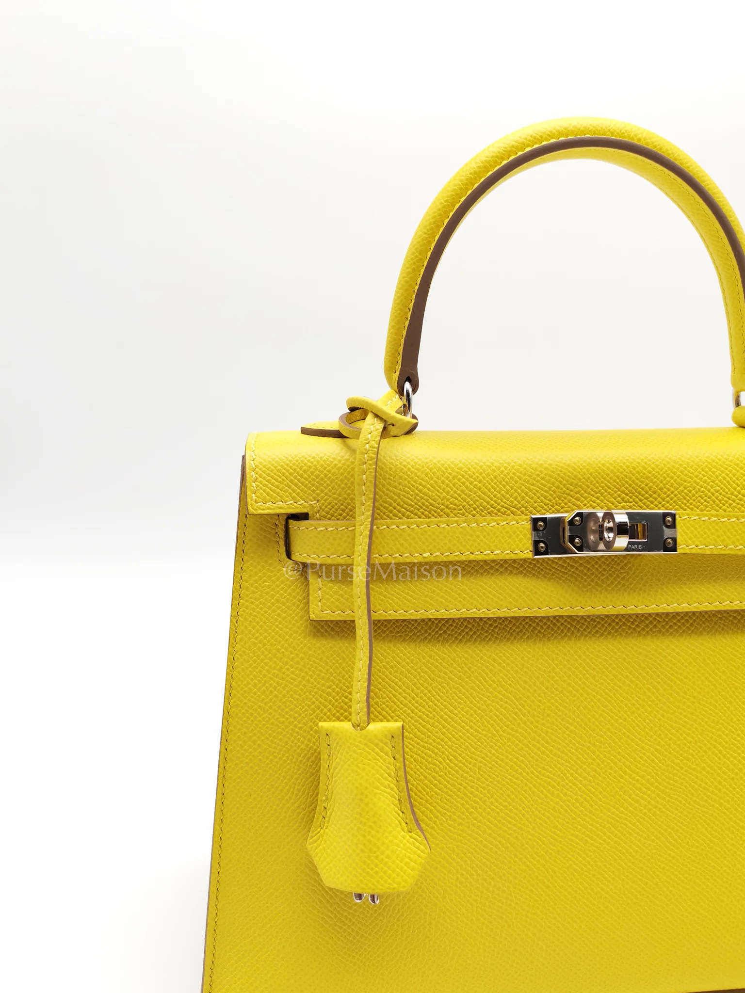 Hermes Kelly 25 Sellier in Lime Epsom Leather and Palladiun Hardware Stamp U (2022) - Image 12
