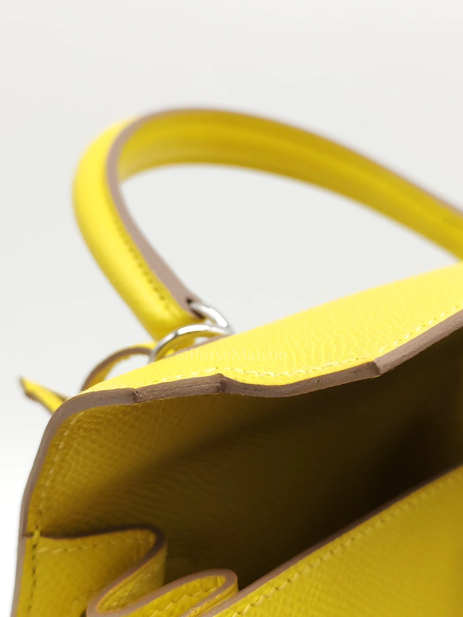 Hermes Kelly 25 Sellier in Lime Epsom Leather and Palladiun Hardware Stamp U (2022) - Image 27