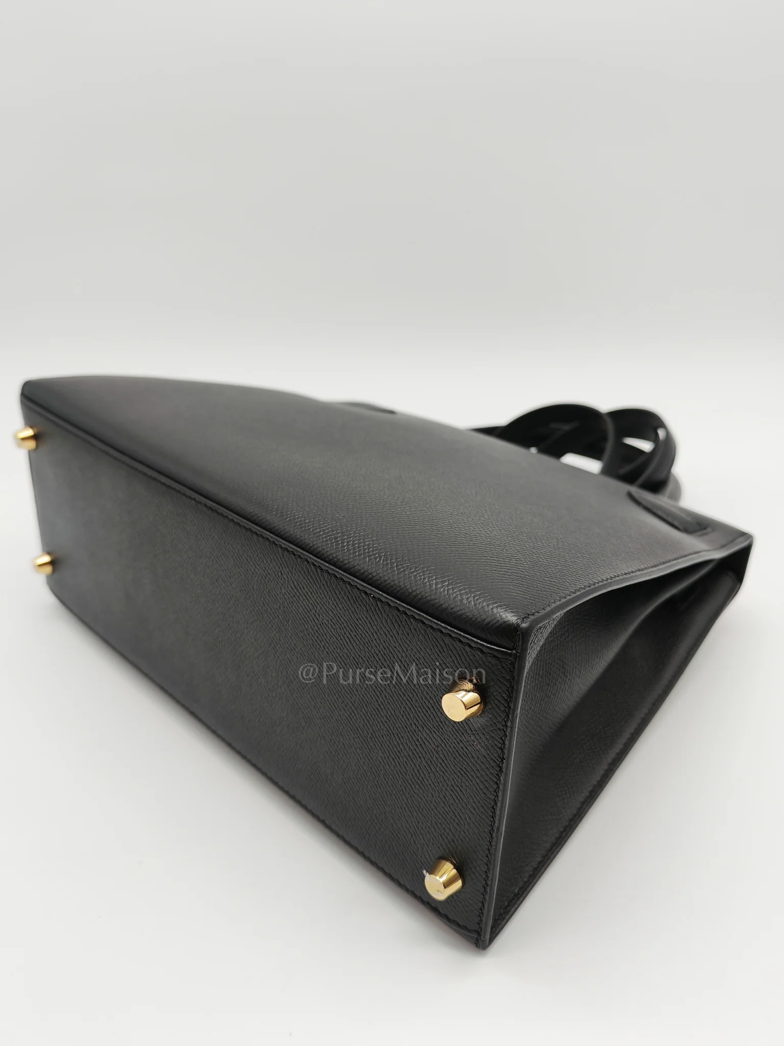 Hermes Kelly 28 Sellier in Black Epsom Leather and Gold Hardware Stamp A (2017) - Image 11