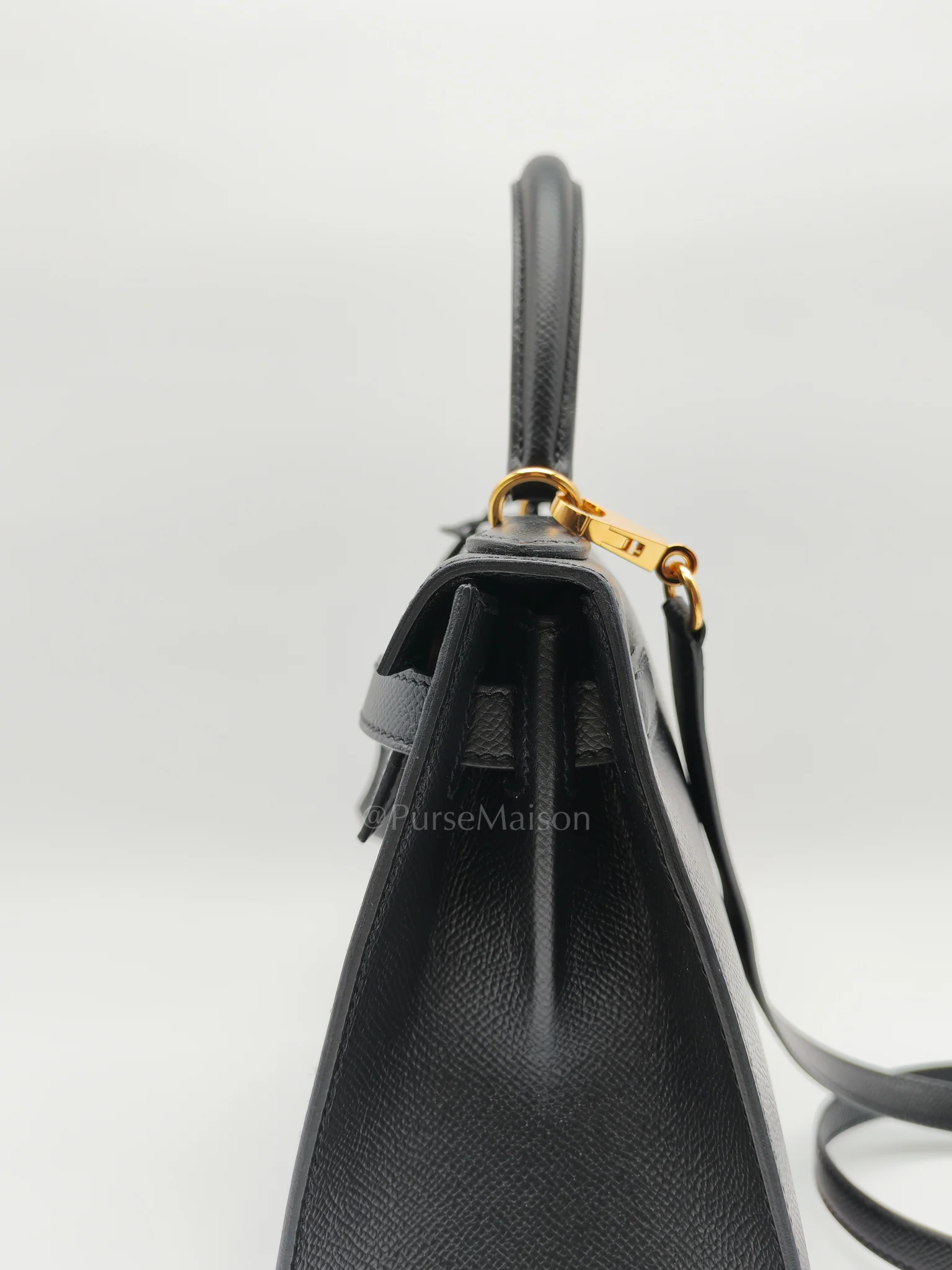 Hermes Kelly 28 Sellier in Black Epsom Leather and Gold Hardware Stamp A (2017) - Image 23