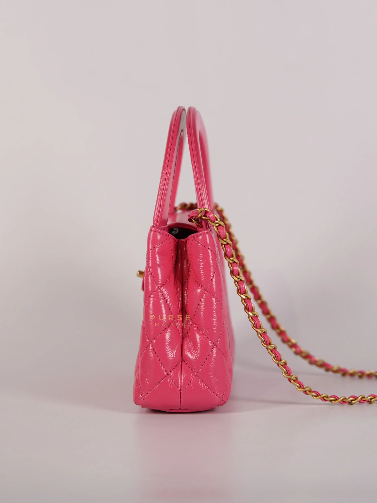 Chanel CC Kelly Small Fuchsia Shiny Calfskin Leather and Aged Gold Hardware (Microchip) - Image 5