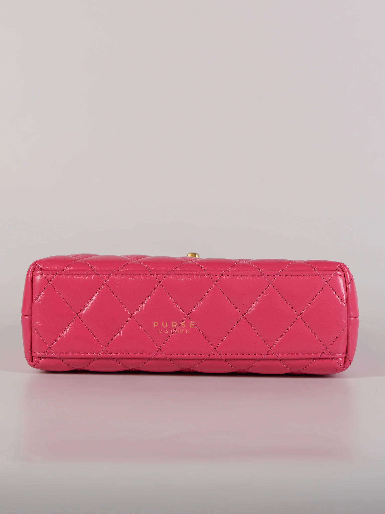 Chanel CC Kelly Small Fuchsia Shiny Calfskin Leather and Aged Gold Hardware (Microchip) - Image 7