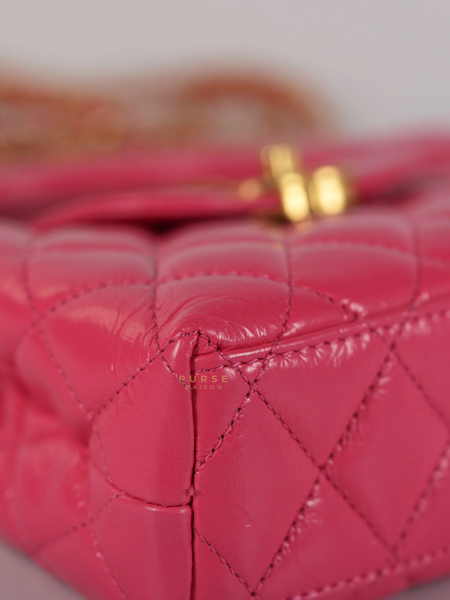Chanel CC Kelly Small Fuchsia Shiny Calfskin Leather and Aged Gold Hardware (Microchip) - Image 8