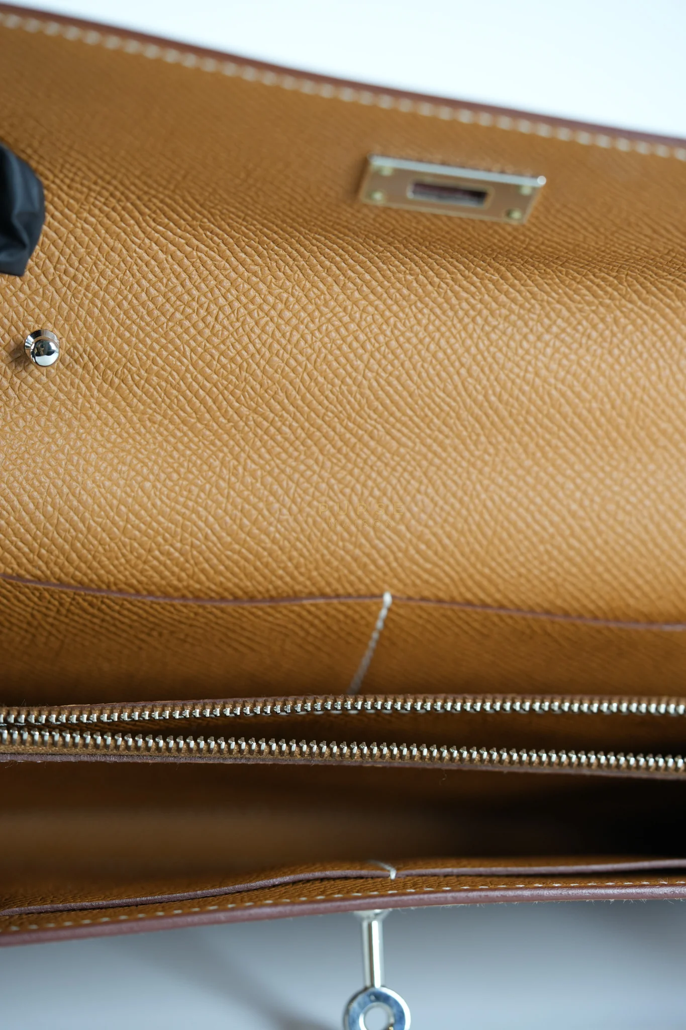 Hermes Kelly to Go in Gold Epsom Leather Palladium Hardware Stamp U(2022) - Image 14