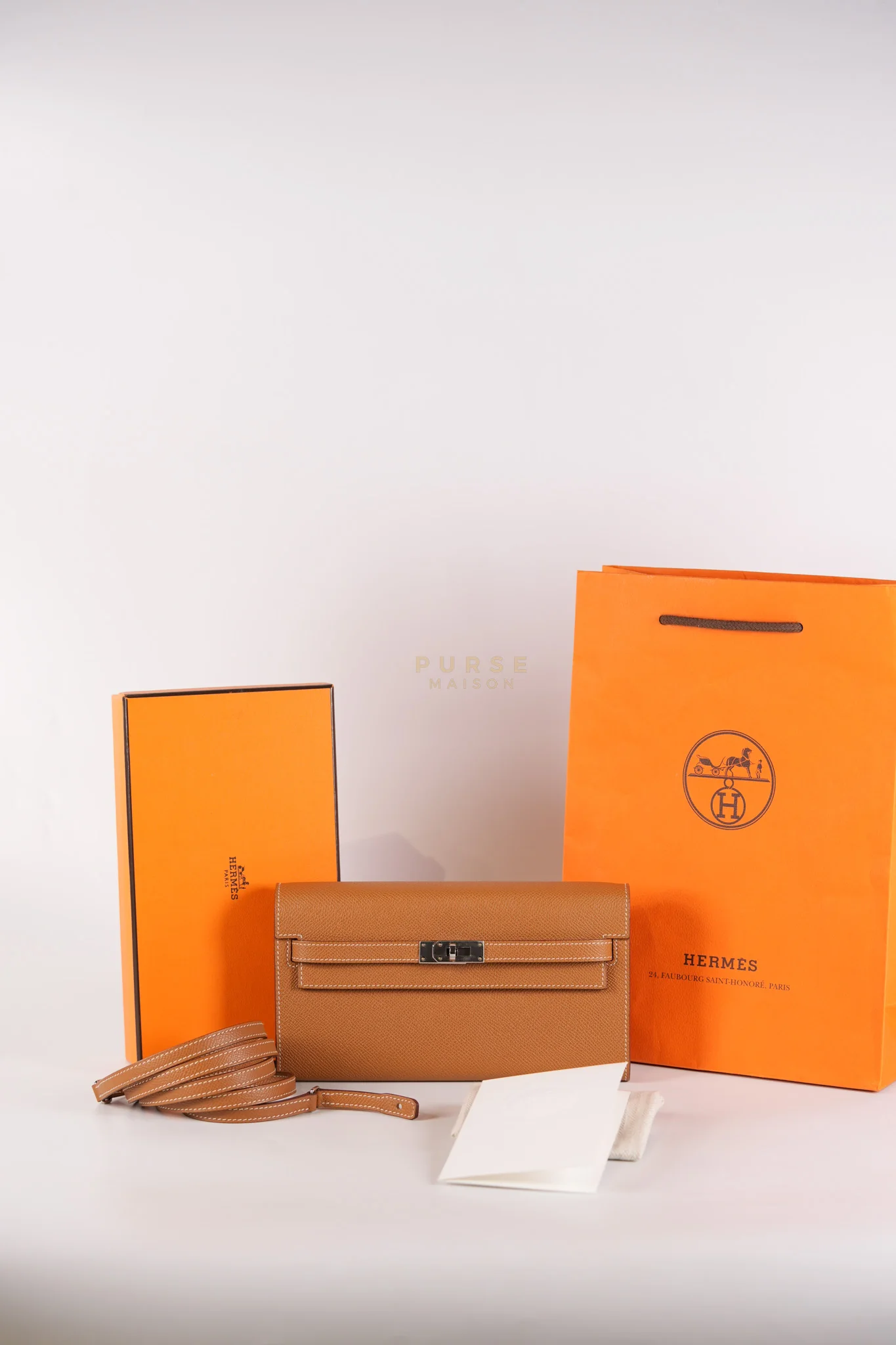 Hermes Kelly to Go in Gold Epsom Leather Palladium Hardware Stamp U(2022) - Image 25