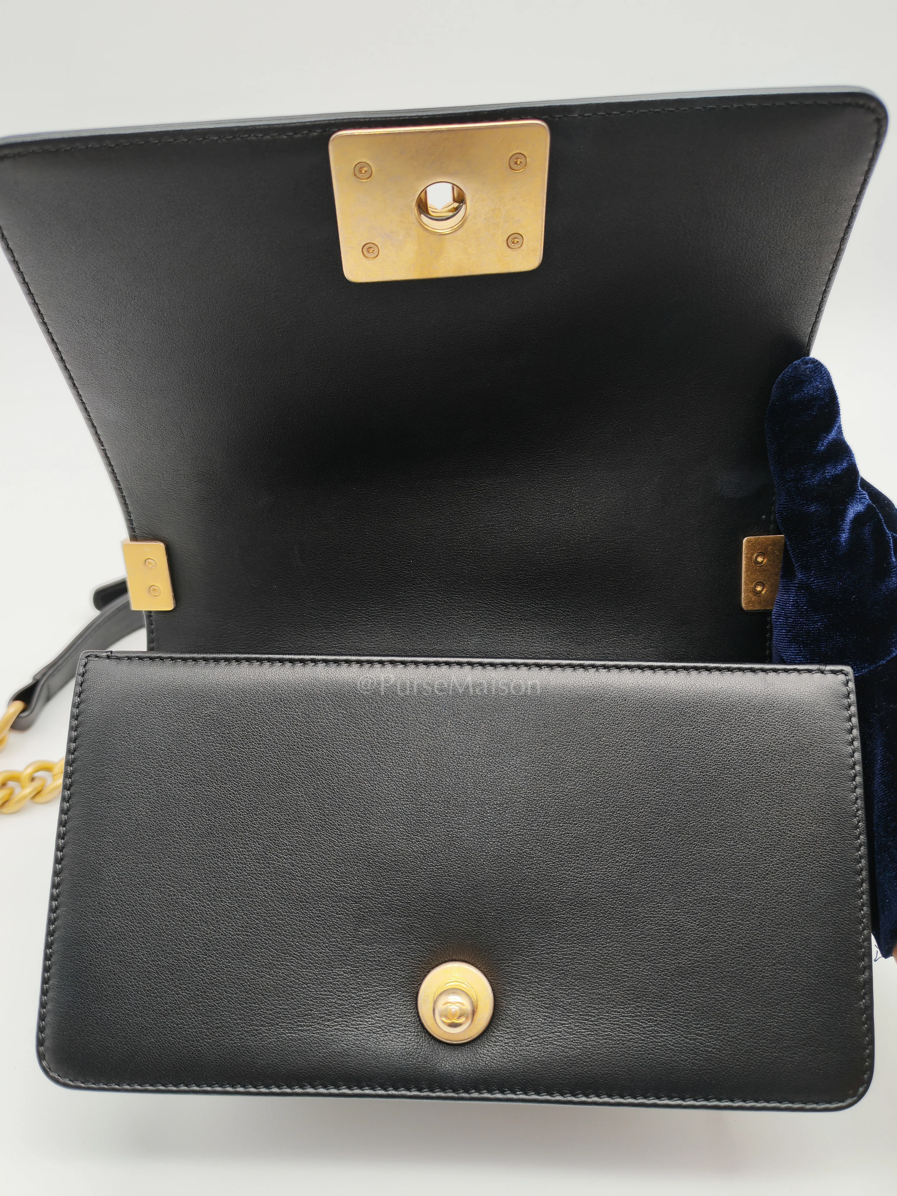 Chanel Le Boy Small Black Calfskin Leather in Aged Gold Hardware (Series 28) - Image 16
