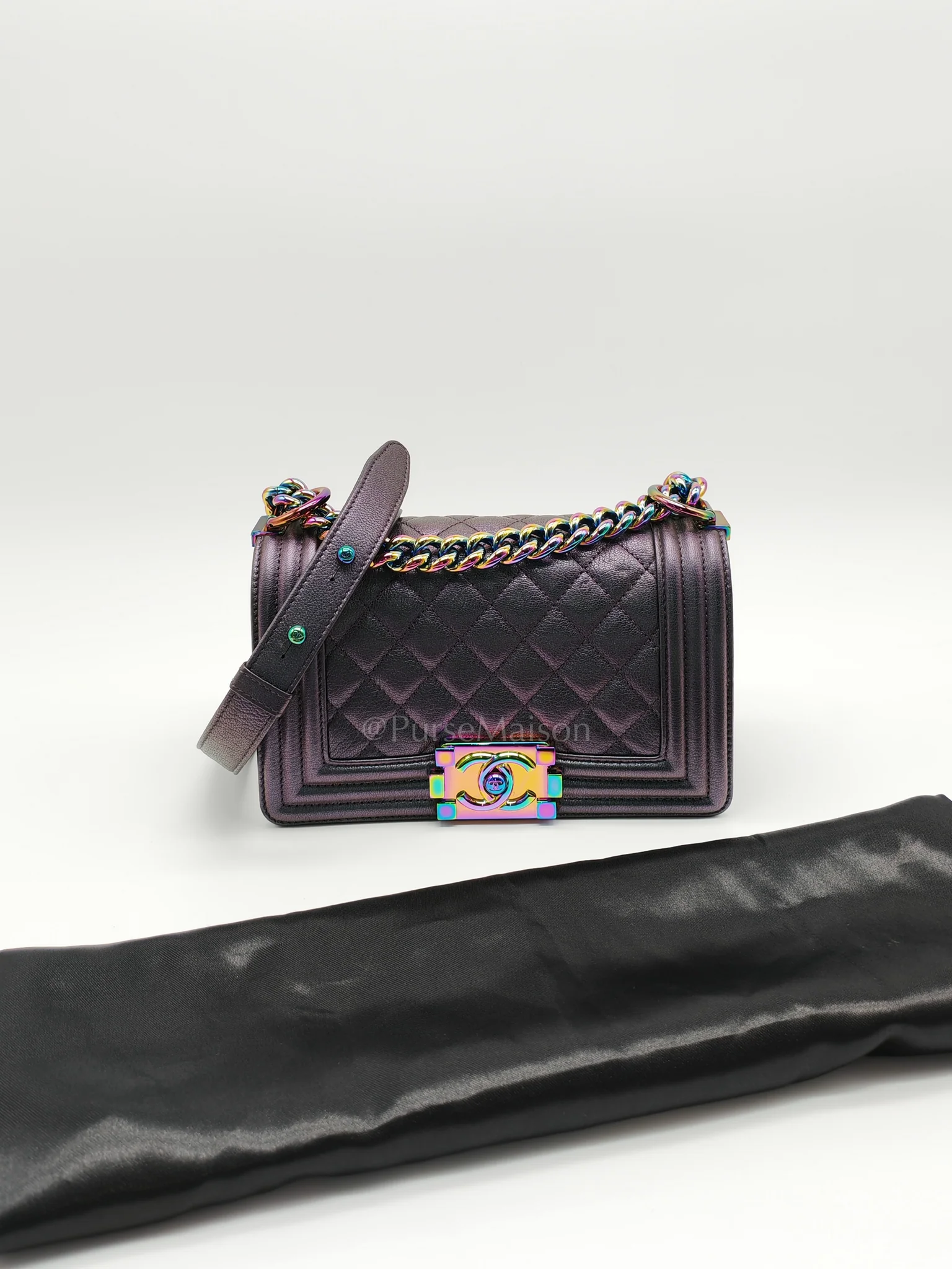 Chanel Le boy Small Iridescent Purple Mermaid Quilted Goatskin in Rainbow Hardware (Series 21) - Image 24