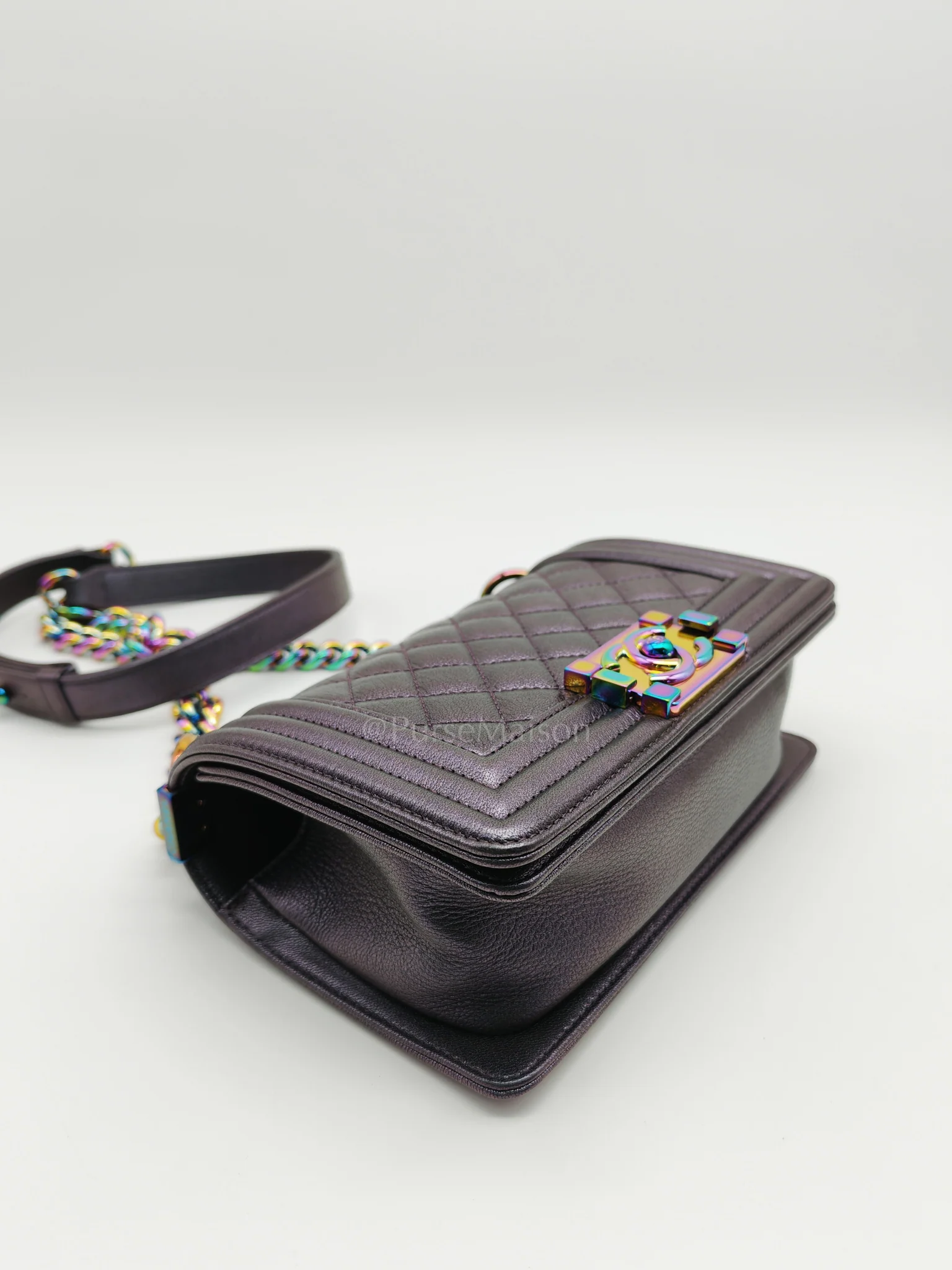 Chanel Le boy Small Iridescent Purple Mermaid Quilted Goatskin in Rainbow Hardware (Series 21) - Image 8