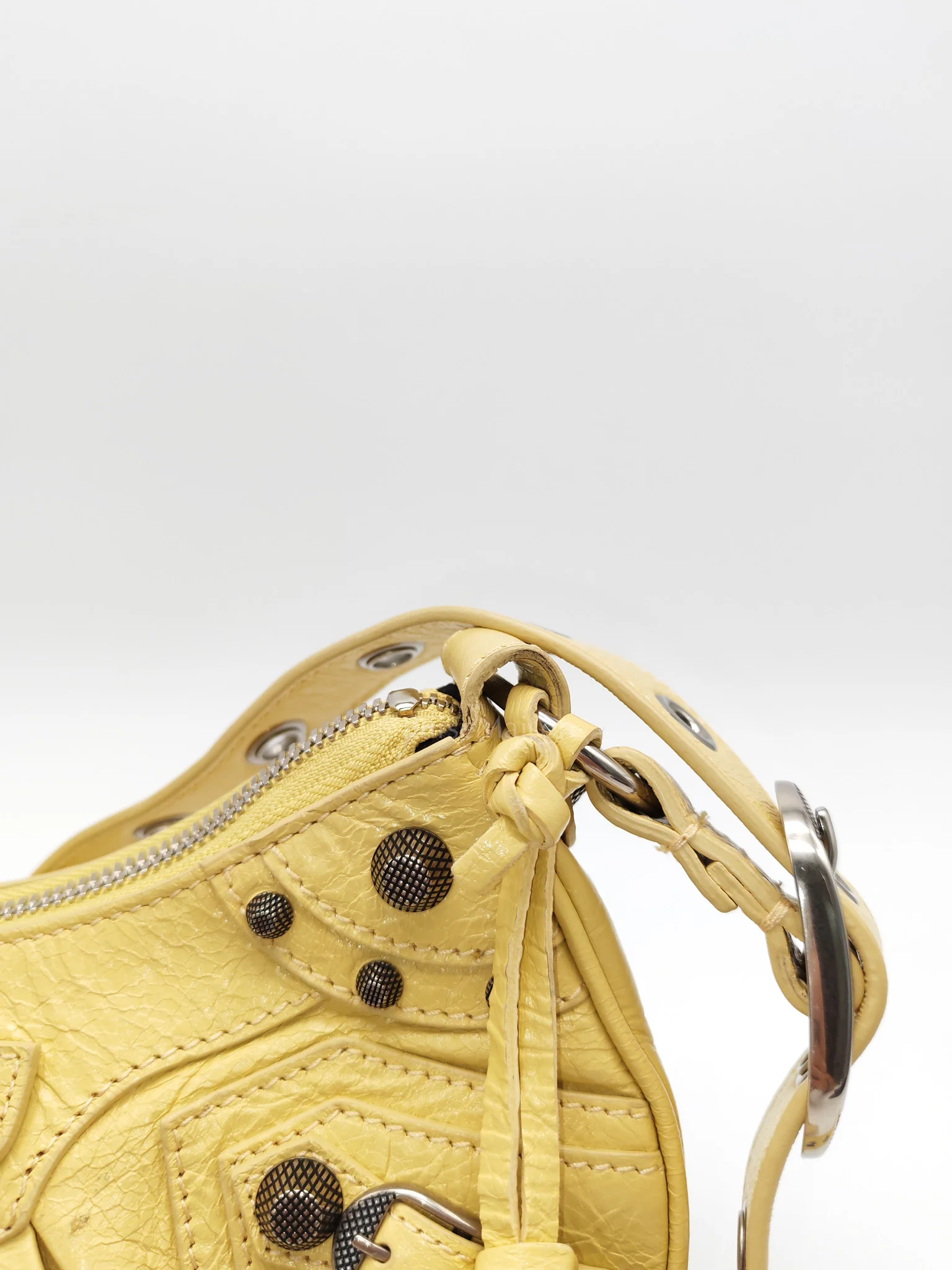 Balenciaga Le Cagole Butter Yellow Shoulder Bag - Image 20