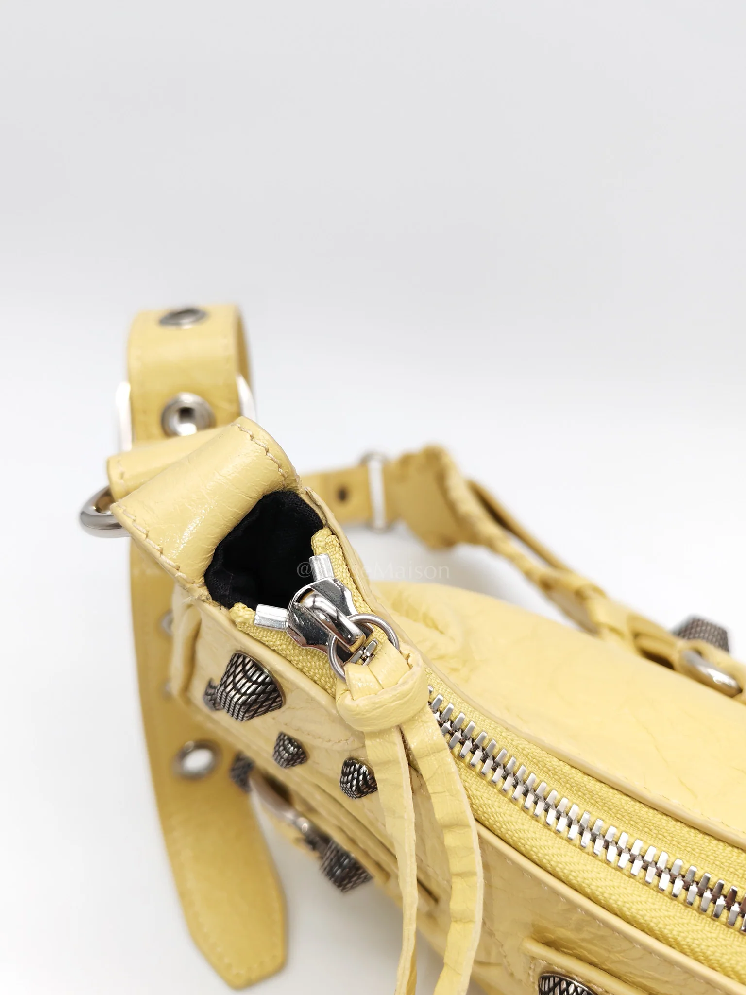 Balenciaga Le Cagole Butter Yellow Shoulder Bag - Image 29