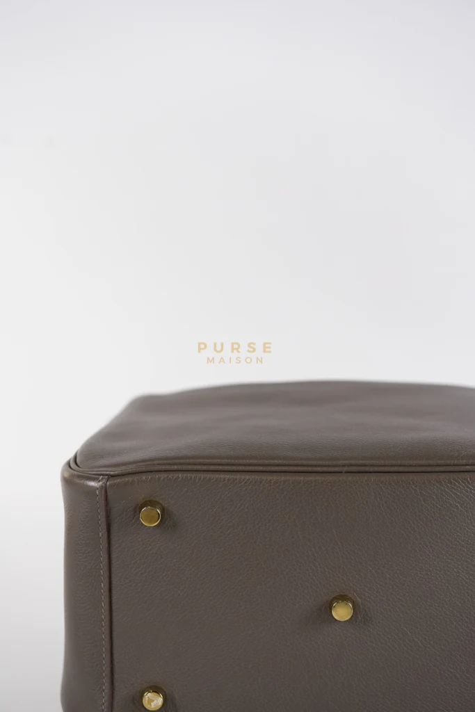 Hermes Lindy 26 in Taupe Evercolor Leather & Gold Hardware Stamp Z (2021) - Image 12