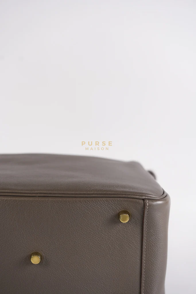 Hermes Lindy 26 in Taupe Evercolor Leather & Gold Hardware Stamp Z (2021) - Image 16