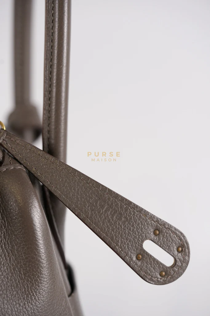 Hermes Lindy 26 in Taupe Evercolor Leather & Gold Hardware Stamp Z (2021) - Image 38