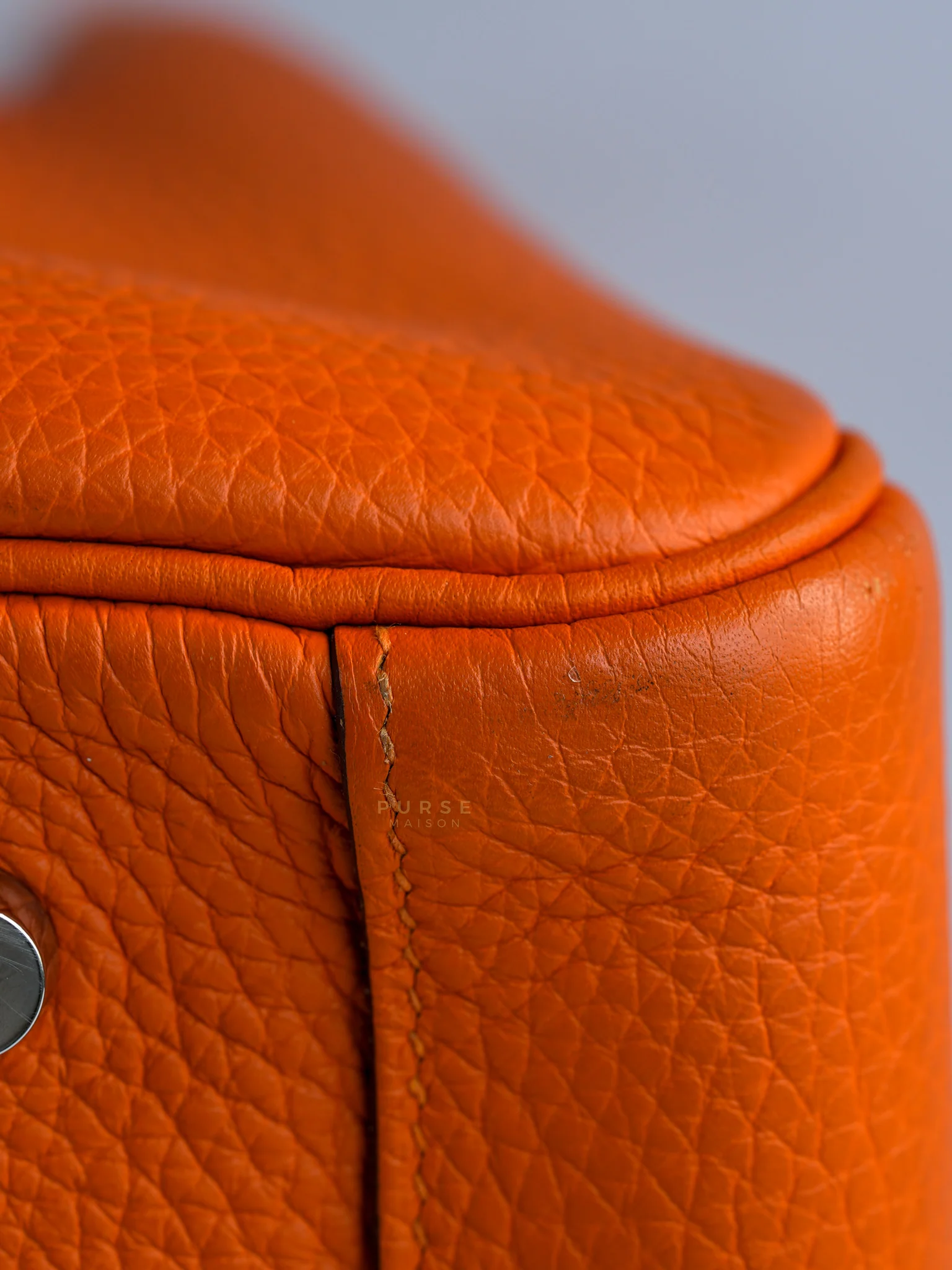 Hermes Lindy 34 Orange Clemence Leather and Palladium Hardware Stamp Square O (2011) - Image 11
