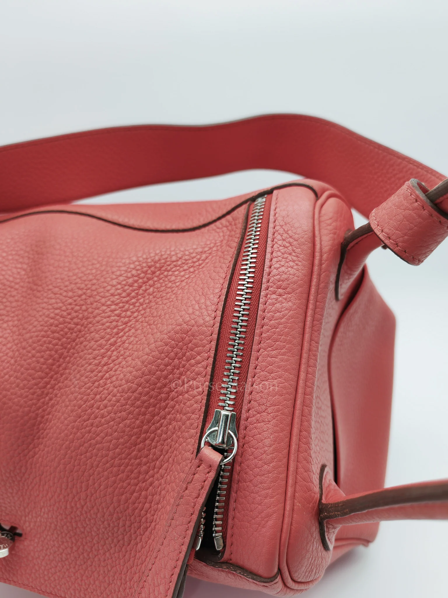 Hermes Lindy 34 Salmon Pink Clemence Leather in Palladium Hardware Stamp N Square(2010) - Image 21
