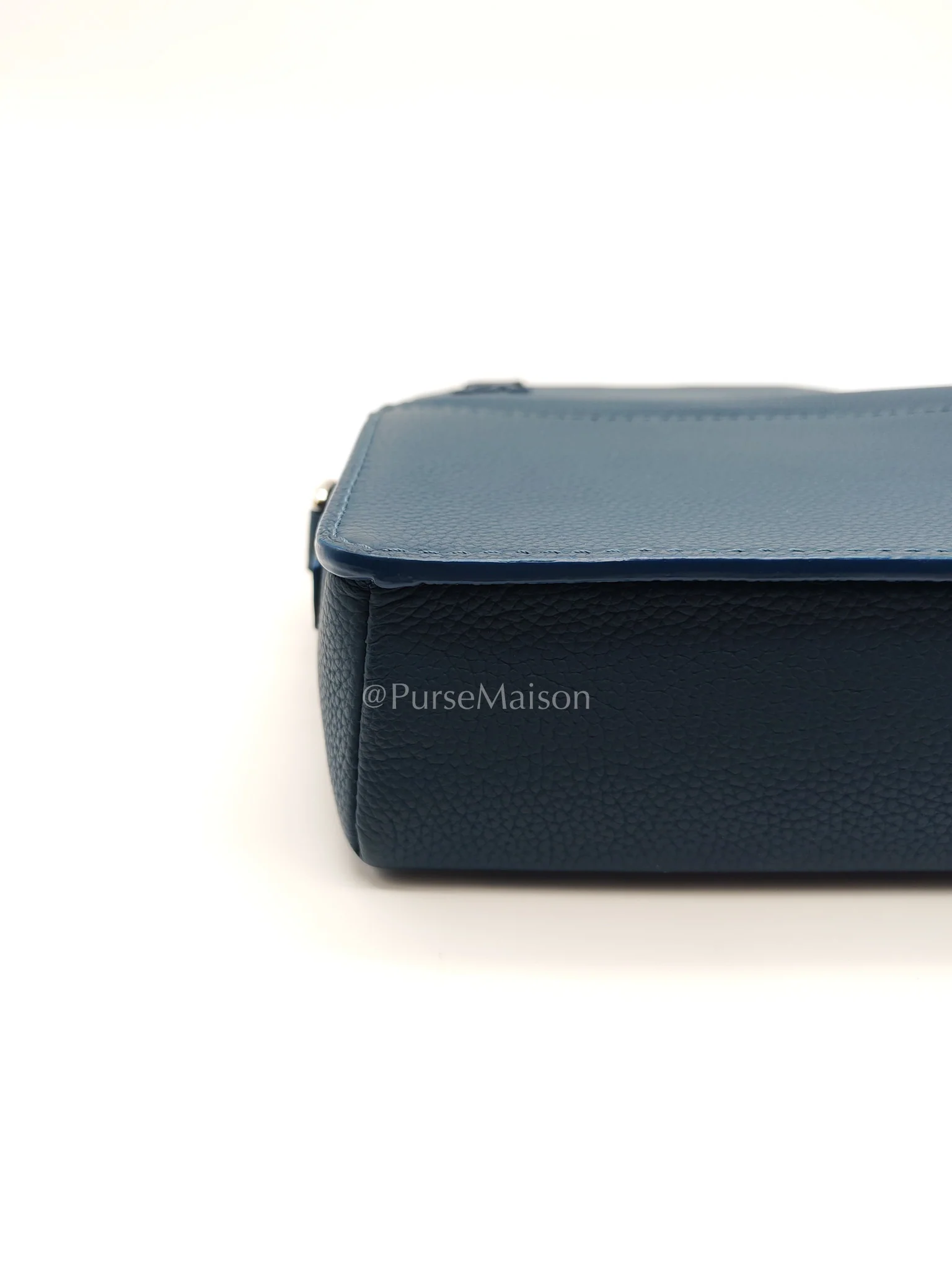 Louis Vuitton Fastline Wearable Wallet in Atlantic Blue Cowhide Leather and Silver Hardware Microchip - Image 14