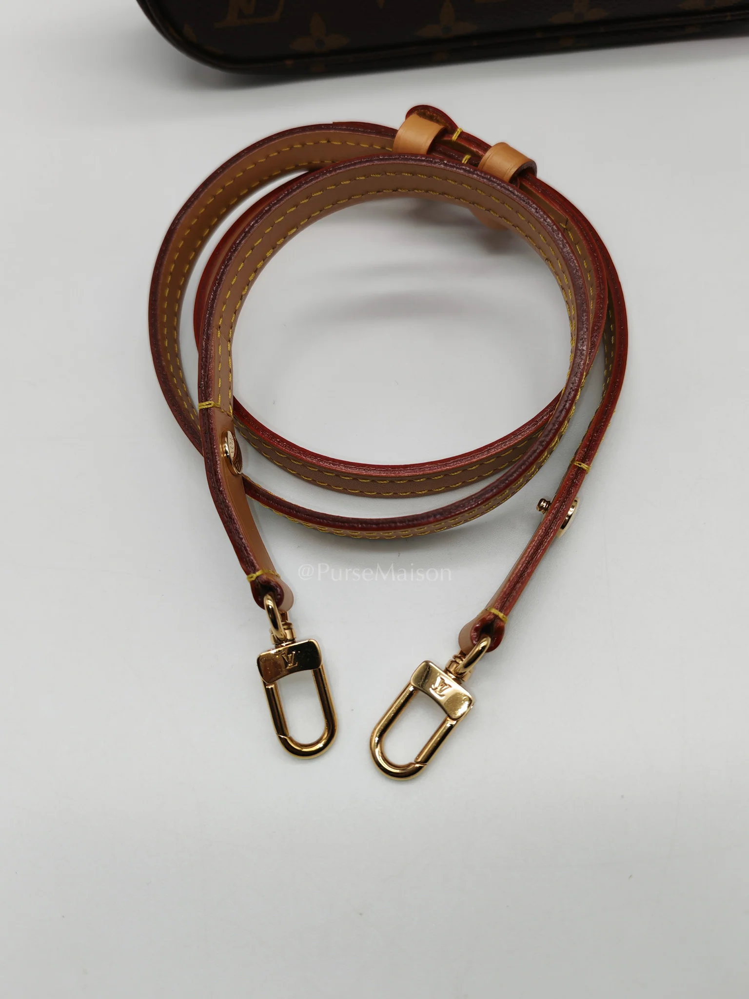Louis Vuitton Ivy Wallet On Chain in Monogram Canvas Shoulder Bag (Microchip) - Image 17