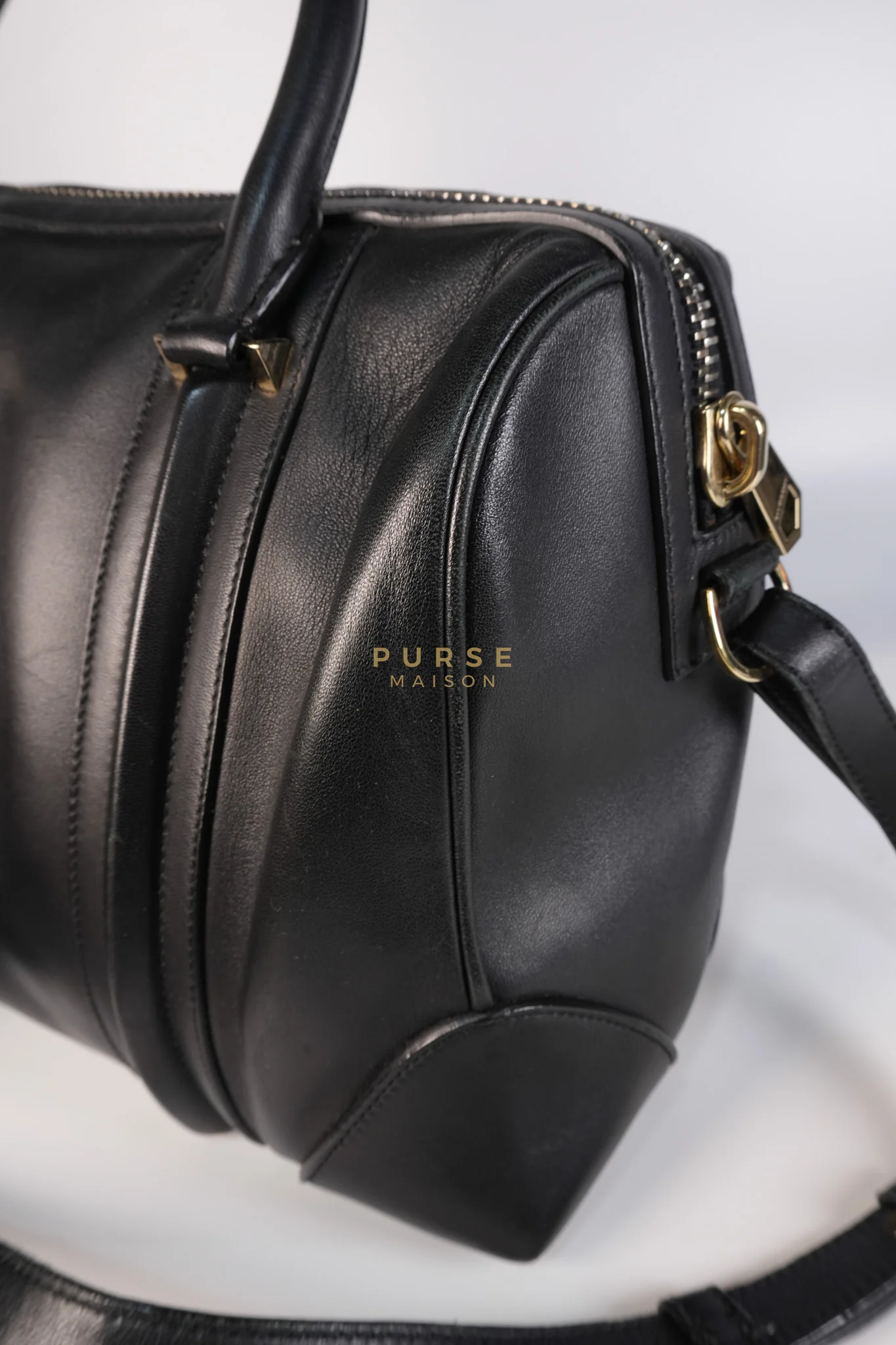 Givenchy Lucrezia Duffle Bag in Black Smooth Calfskin Leather & Silver Leather - Image 22
