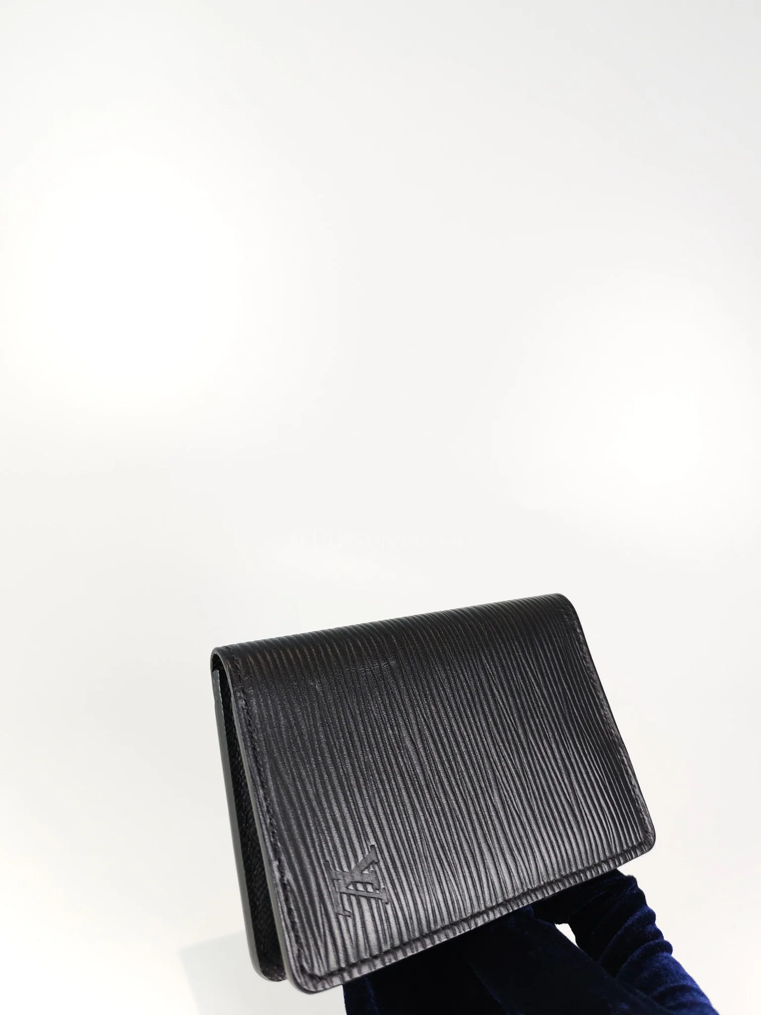 Louis Vuitton Card Holder in Black Epi Leather (Date code: CT4129) - Image 17