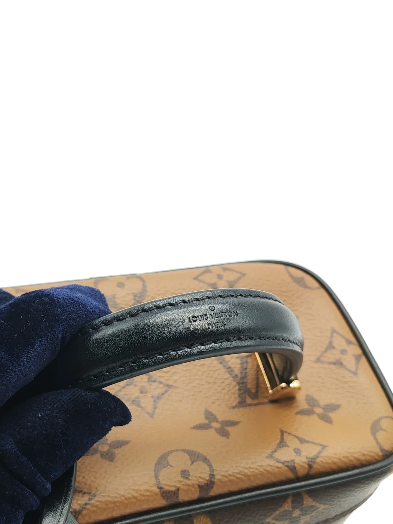 Louis Vuitton Vanity Top Handle in Monogram Canvas Shoulder Bag (Microchip) - Image 19