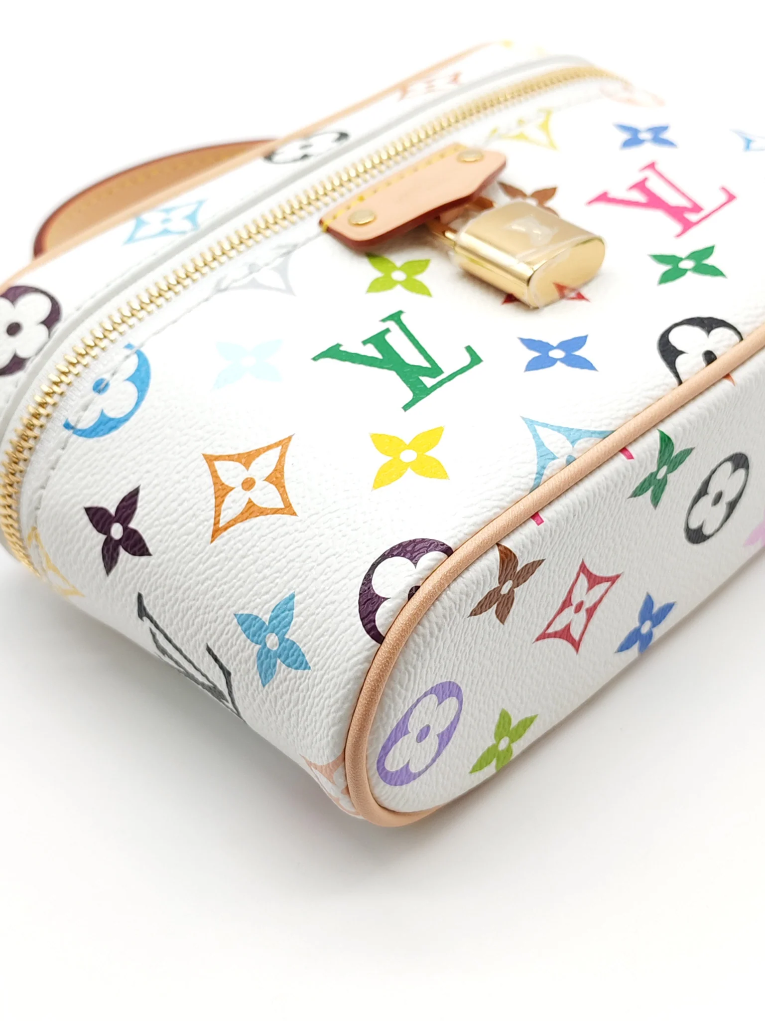 Louis Vuitton LV x Takashi Murakami Vanity Case in White Monogram Multicolor Canvas & Gold Hardware Microchip - Image 10