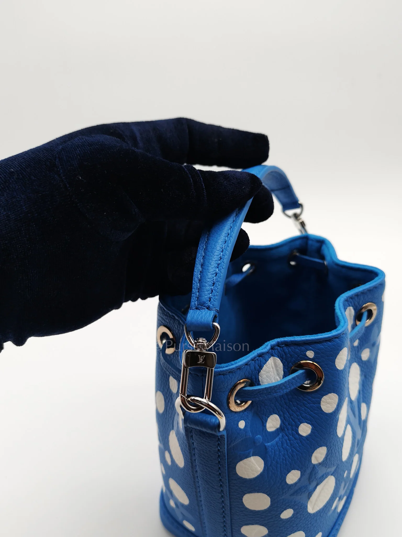 Louis Vuitton LV x Yayoi Kusama Nano Neo Noe Giant Monogram Infinity Dots Bucket Bag (Microchip) - Image 17