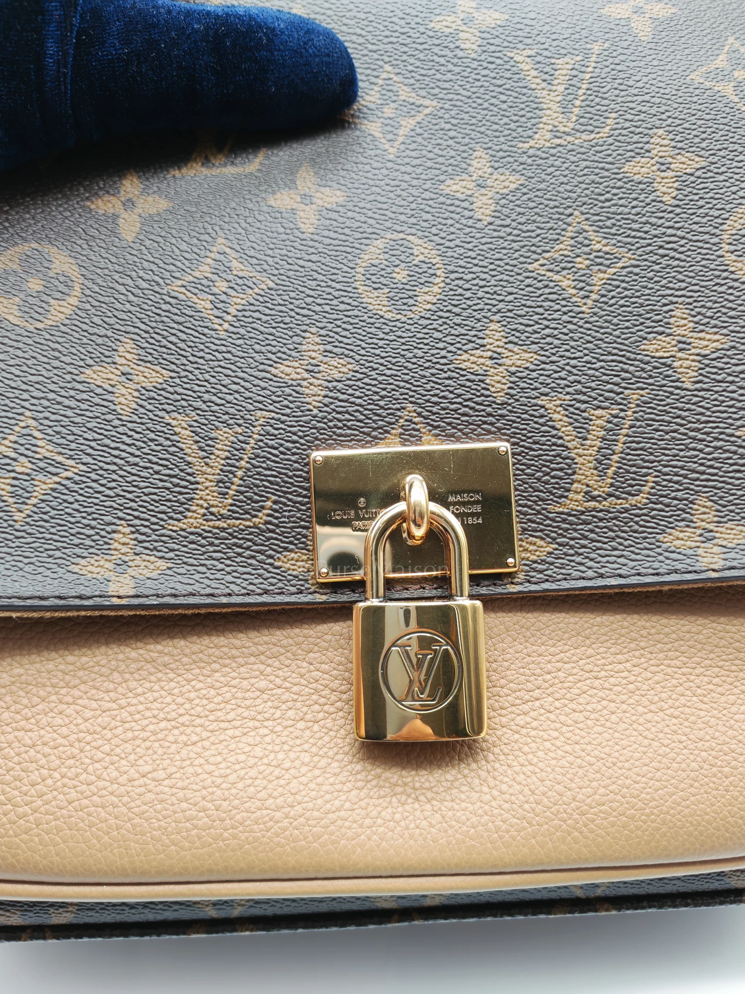 Louis Vuitton Marignan in Monogram Canvas with Tan Grained Calfskin Shoulder Bag (Date Code: AR2169) - Image 21