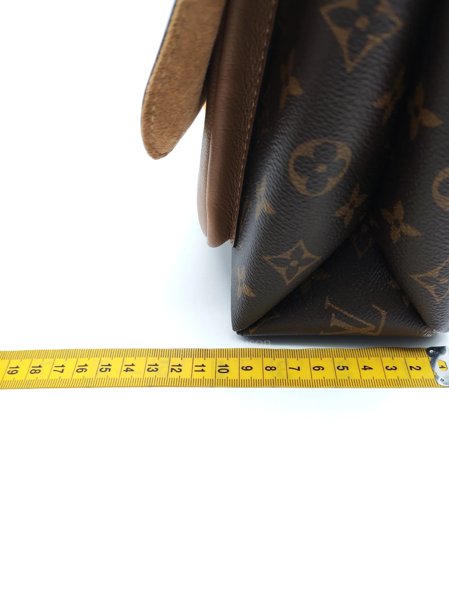 Louis Vuitton Marignan in Monogram Canvas with Tan Grained Calfskin Shoulder Bag (Date Code: AR2169) - Image 30